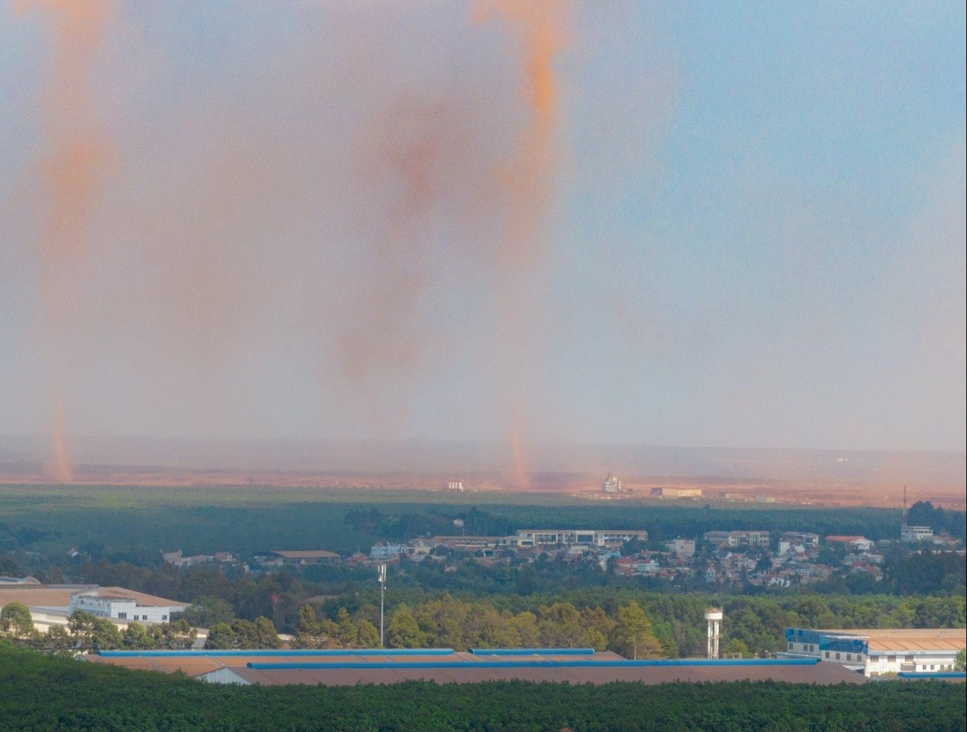 ACV ly giai o nhiem bui o Long Thanh: 'Khong the nao lam ma khong bui' hinh anh