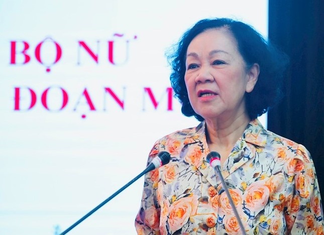 Thuong truc Ban Bi thu quan triet chuyen de phat trien nu can bo hinh anh