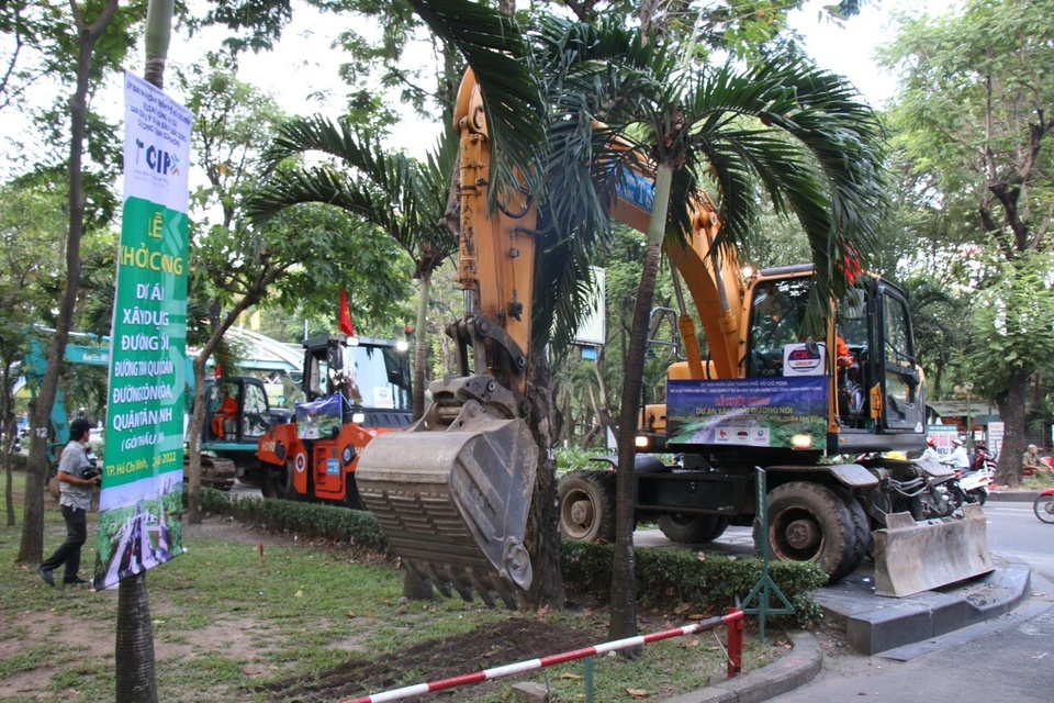 Lay mot phan cong vien Hoang Van Thu lam du an cua ngo Tan Son Nhat hinh anh