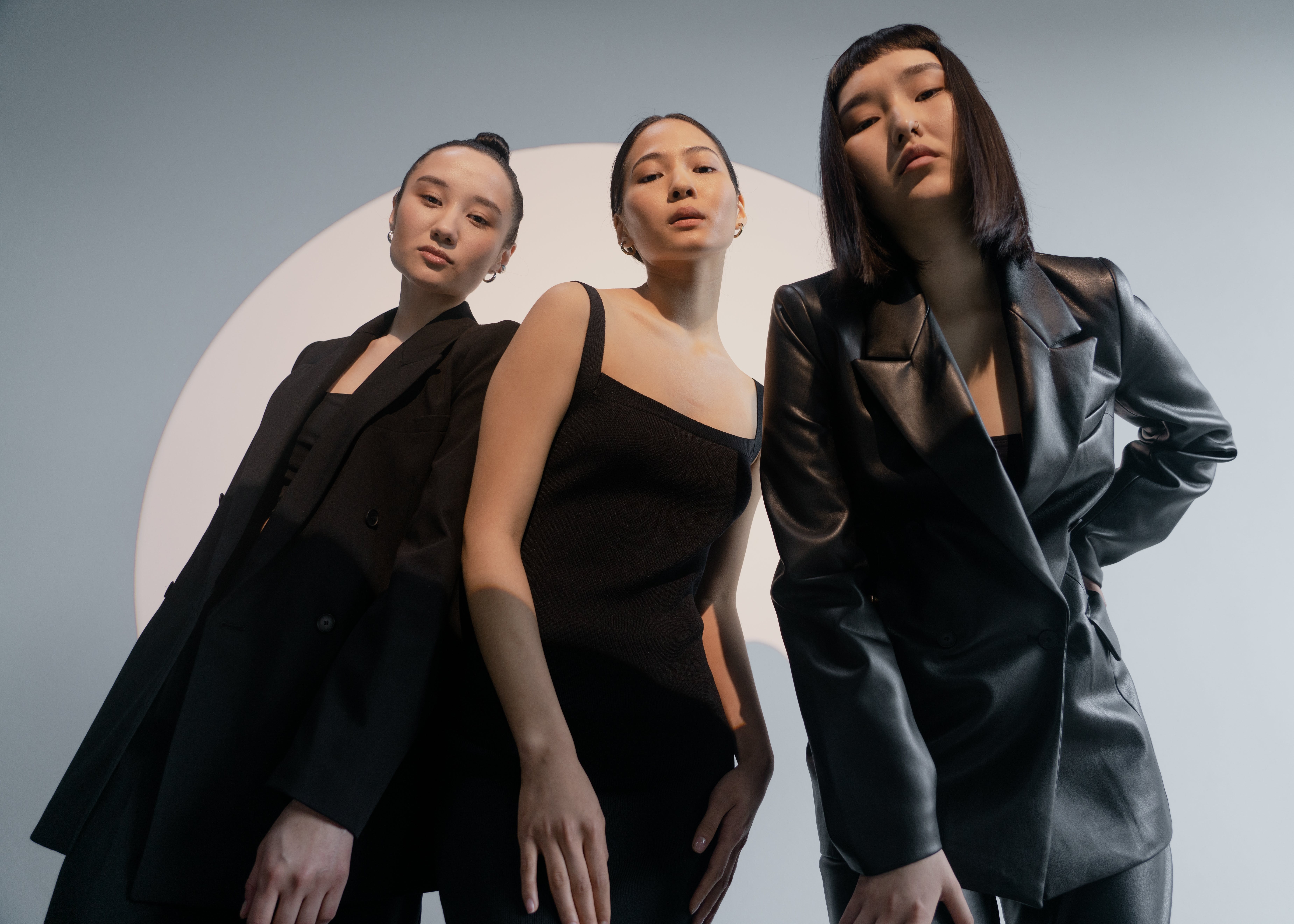 GenZ,  xài hàng nhái,  bản dupe,  sử dụng hàng nhái ảnh 2 GenZ,  xai hang nhai,  ban dupe,  su dung hang nhai anh 2