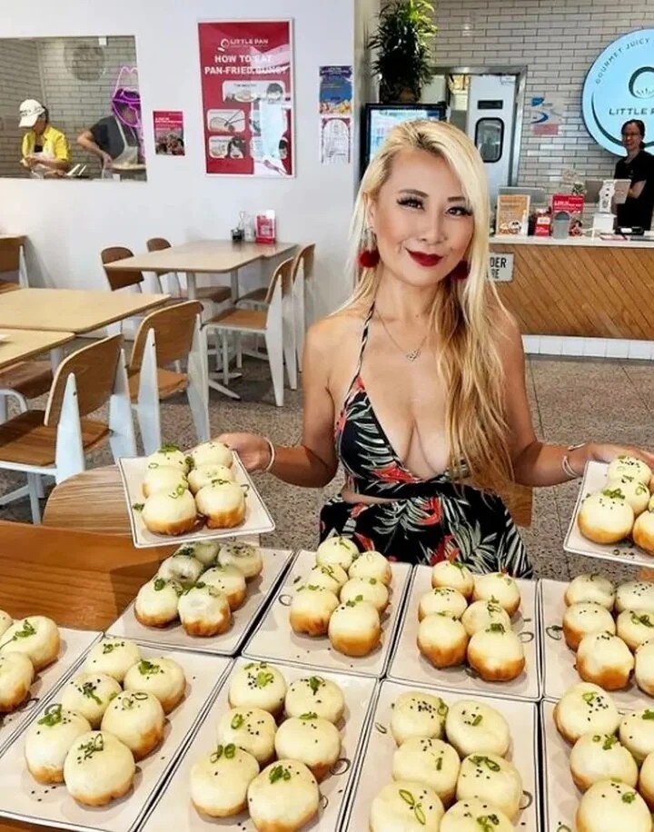 an 100 banh bao,  Raina Huang,  thi an anh 1