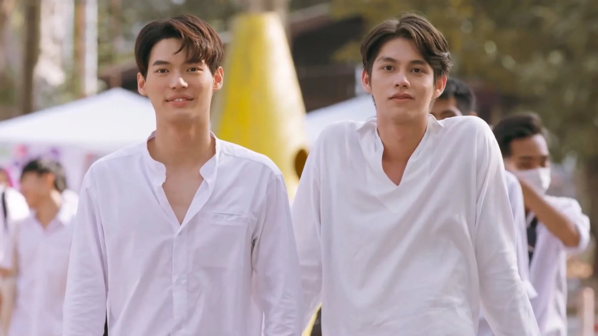 Con sot phim BL tai chau A hinh anh