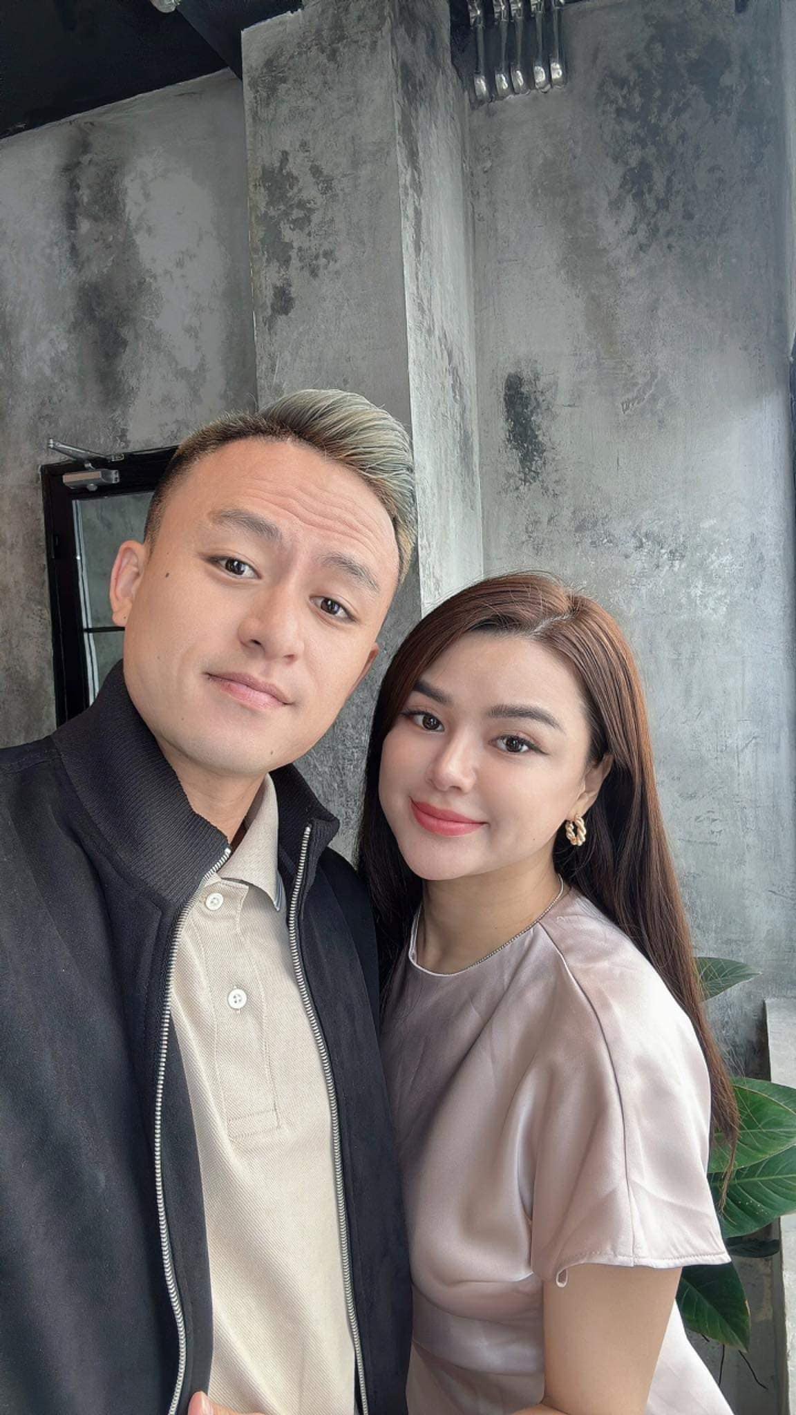 valentine cau thu Viet,  le tinh nhan 14/2,  Que Ngoc Hai,  Bui Tien Dung anh 7