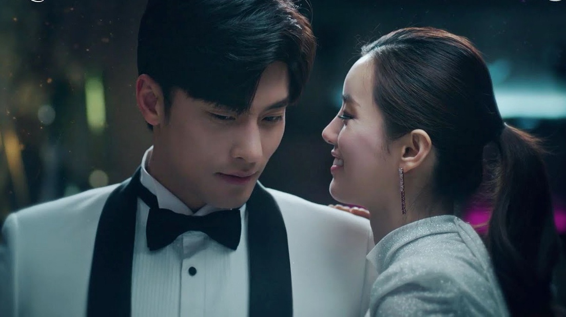 'Vu tru tieu tam' muon hinh van trang hinh anh