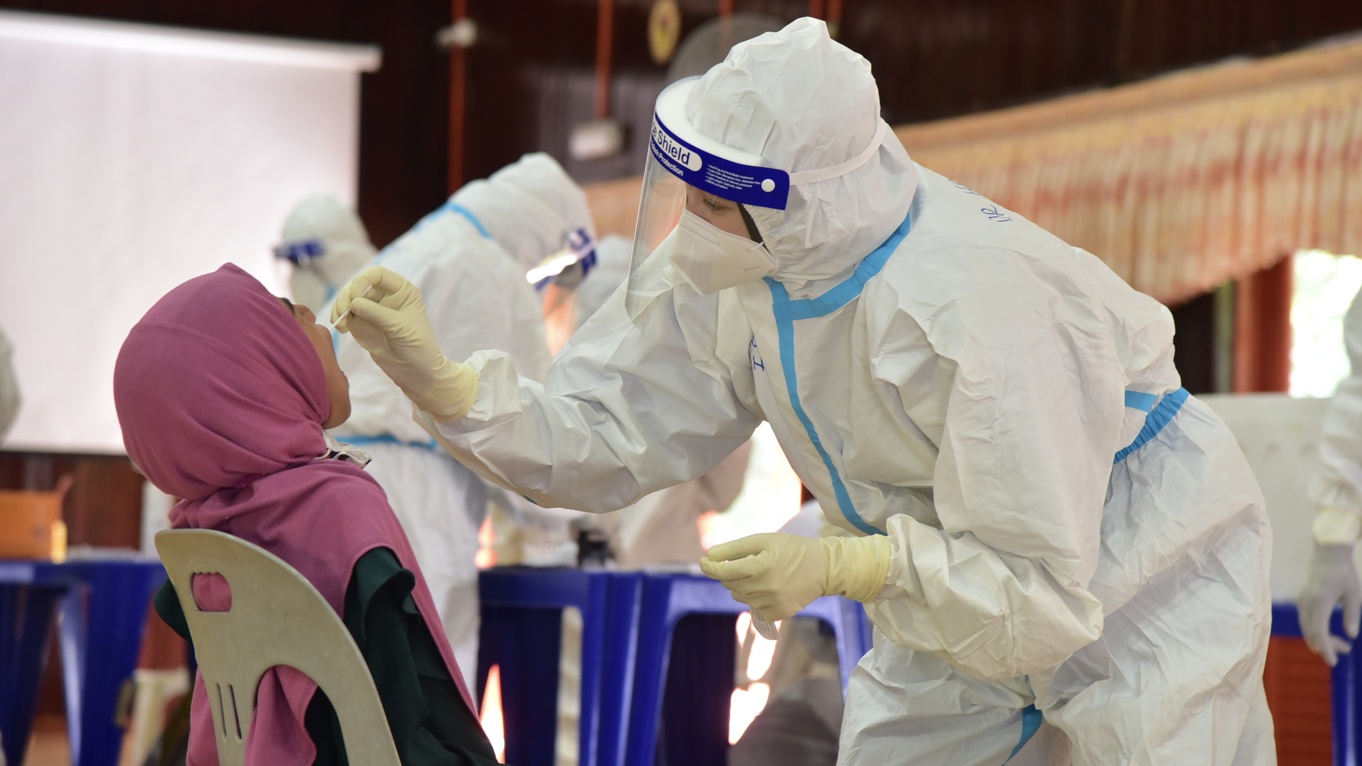 So nguoi chet vi Covid-19 o Malaysia tang ky luc hinh anh