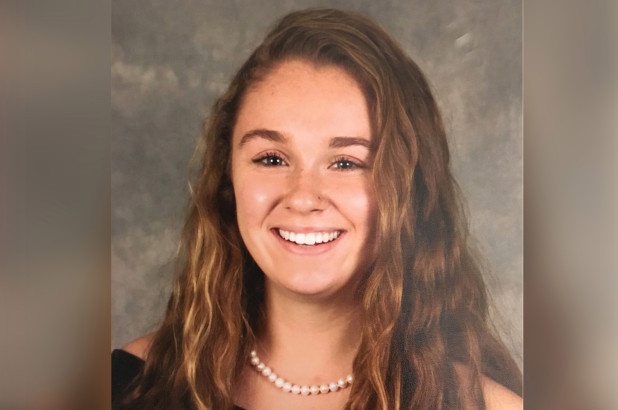 Lo dien nguoi may man tiem vaccine trung mot trieu USD dau tien hinh anh