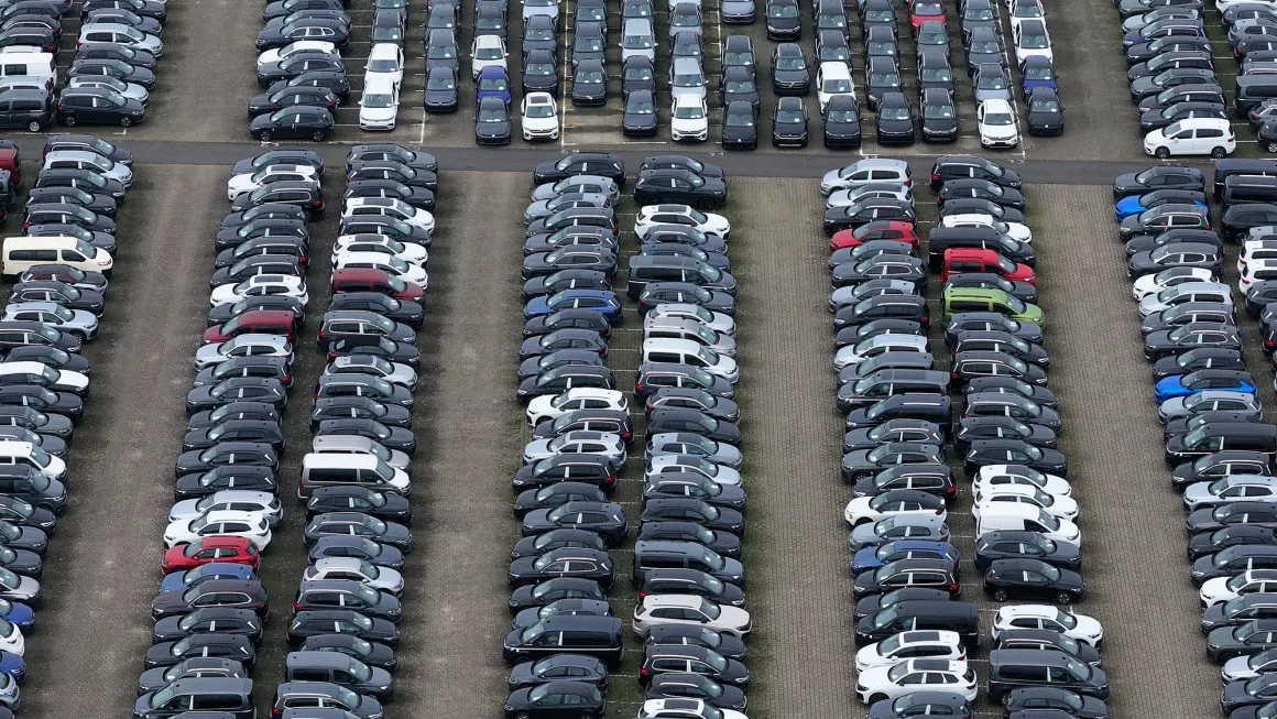 Volkswagen mat dan vi the o thi truong Trung Quoc hinh anh