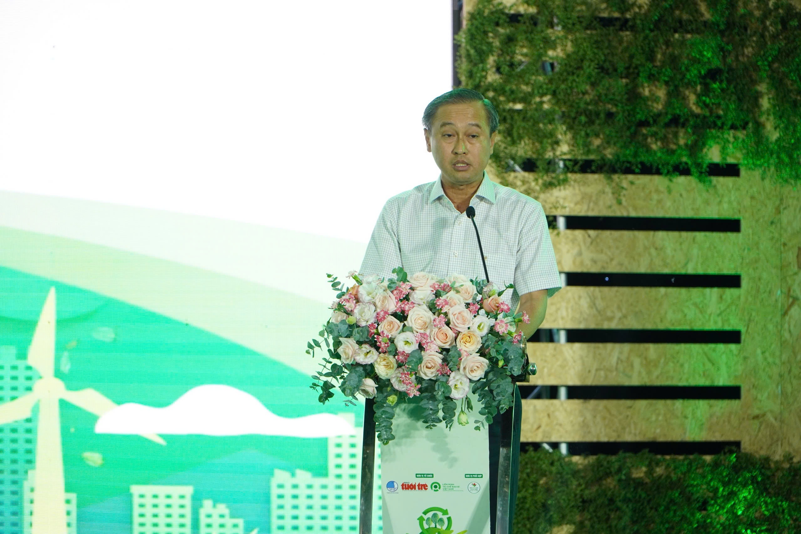 bao ve moi truong,  phat trien xanh anh 2