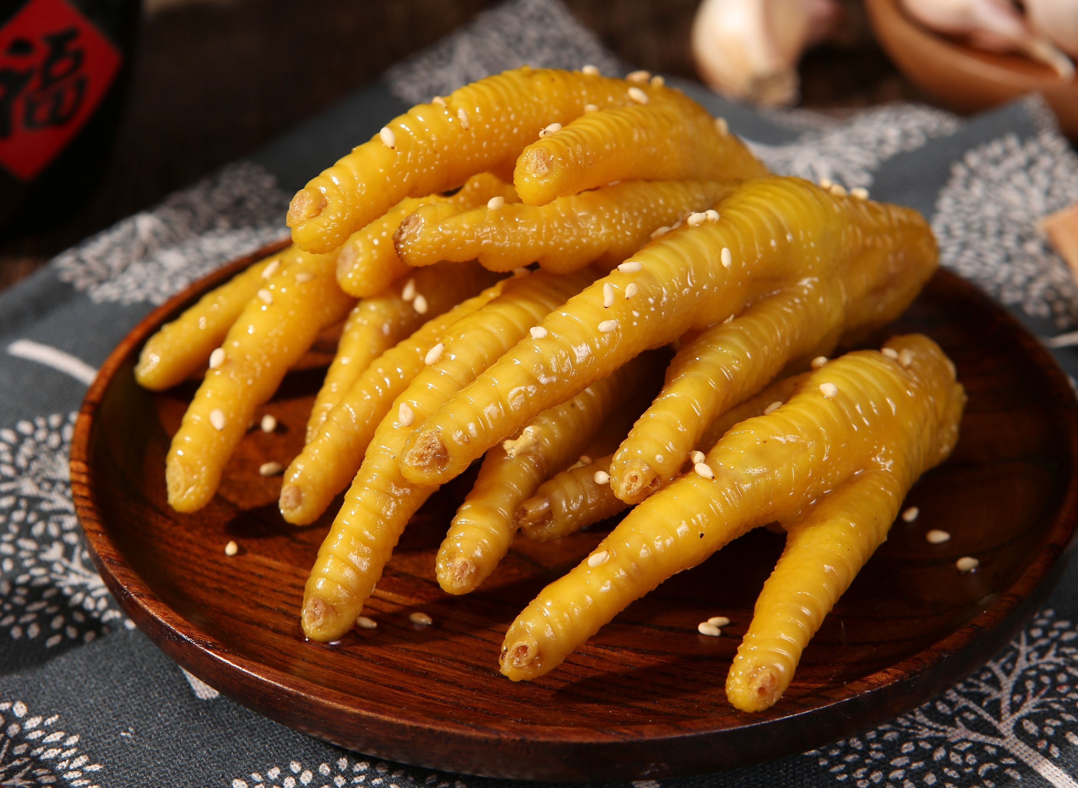 Nguoi Trung Quoc them chan ga My cung kho an duoc vi thue quan hinh anh