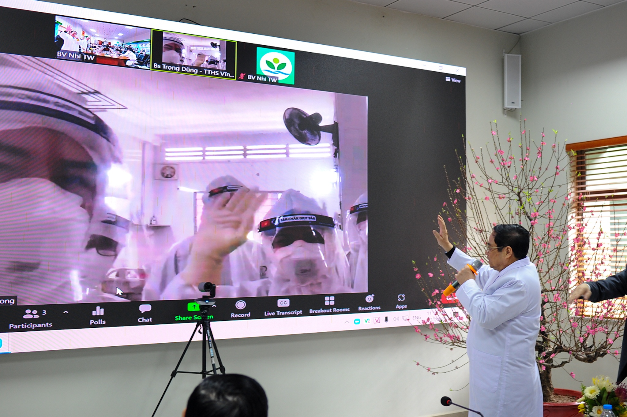 Thu tuong chuc tet Benh vien anh 7