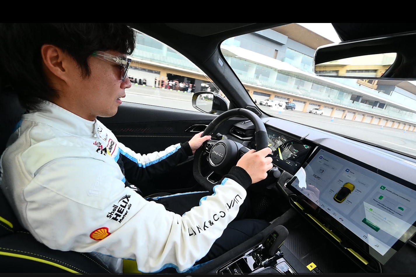 trai nghiem xe the thao anh 7