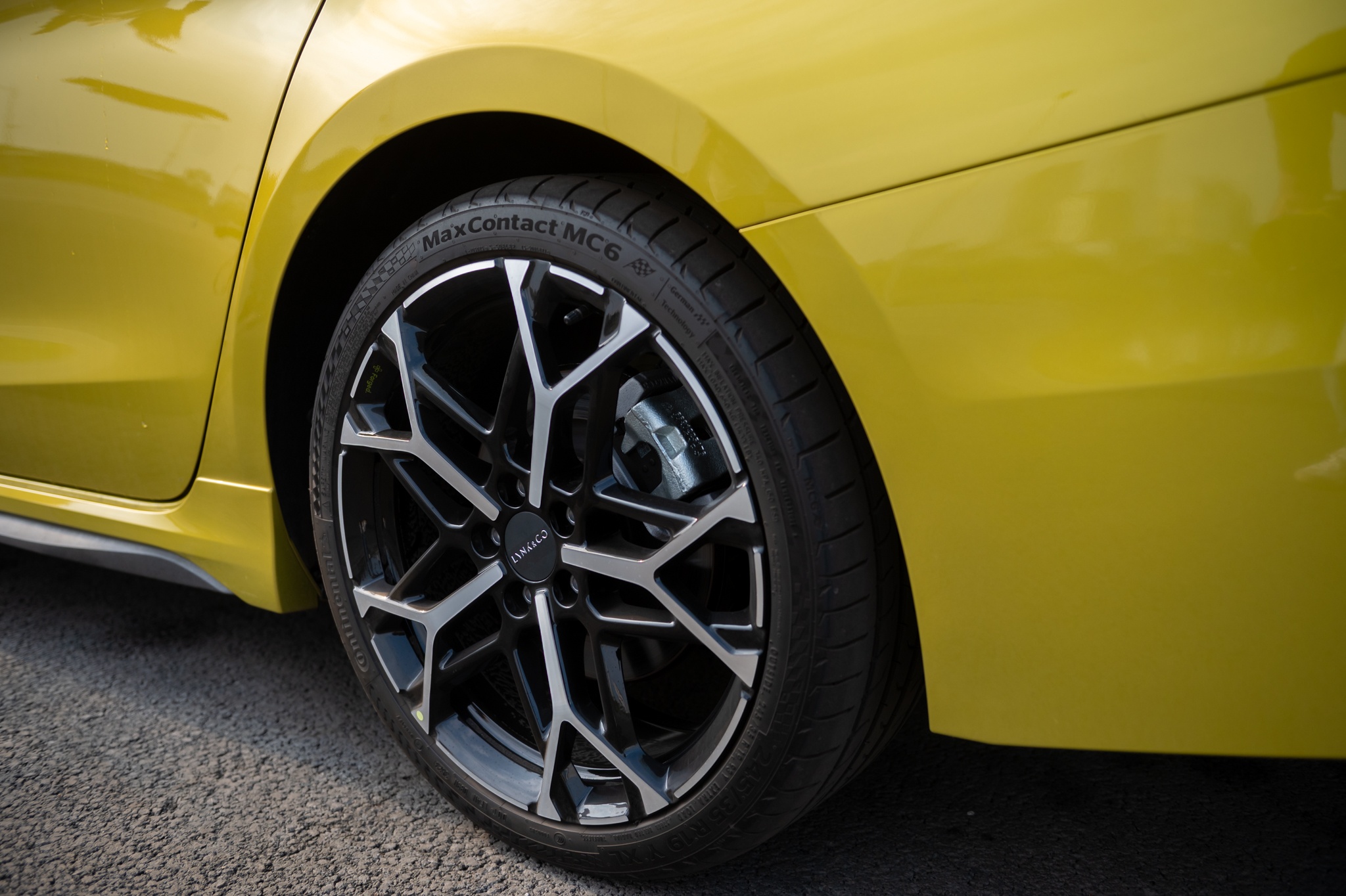 trai nghiem xe the thao anh 11