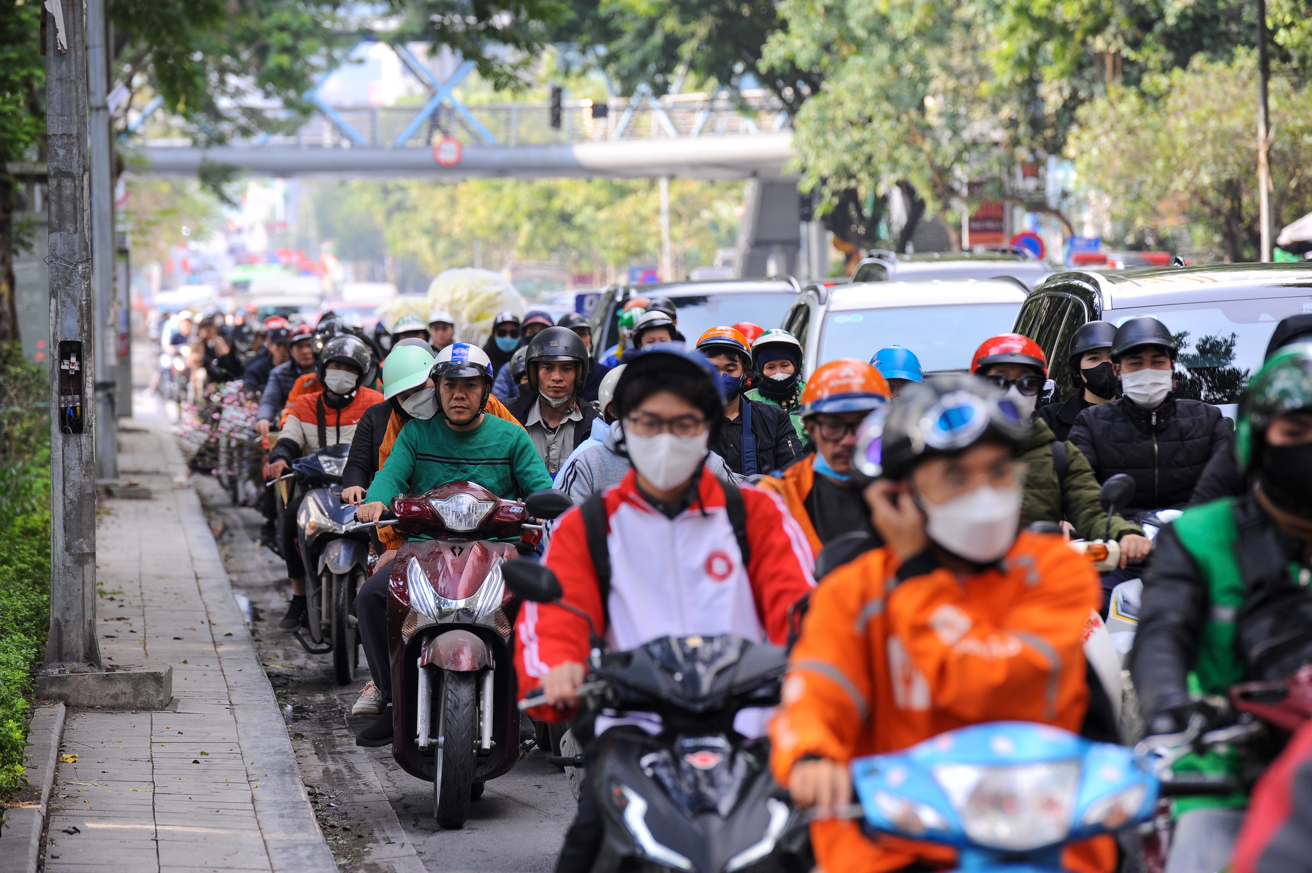 Cam xe may chay xang dau trong Vanh dai 1 Ha Noi tu thang 7/2026 hinh anh