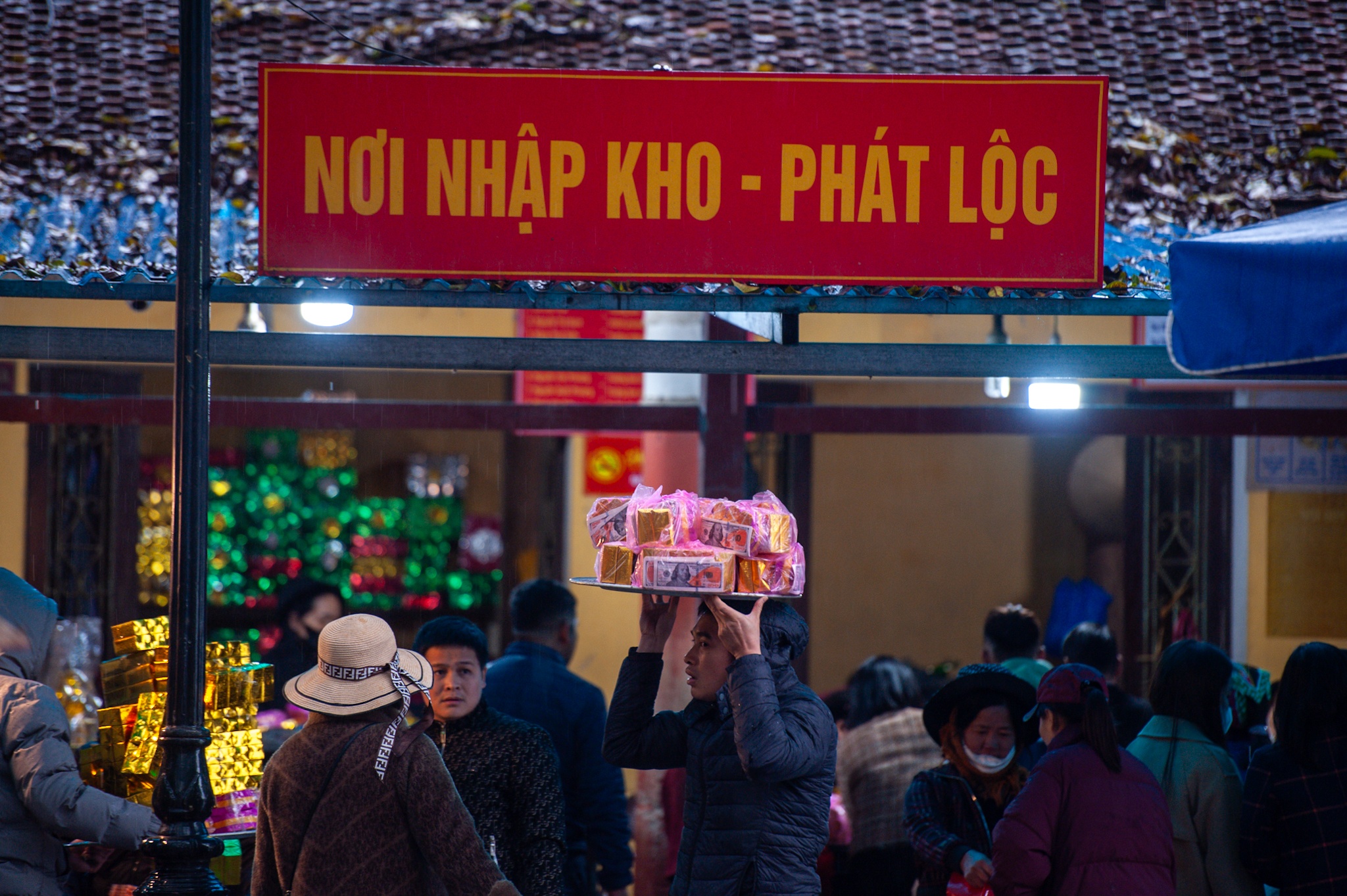 Di le Ba Chua Kho anh 16