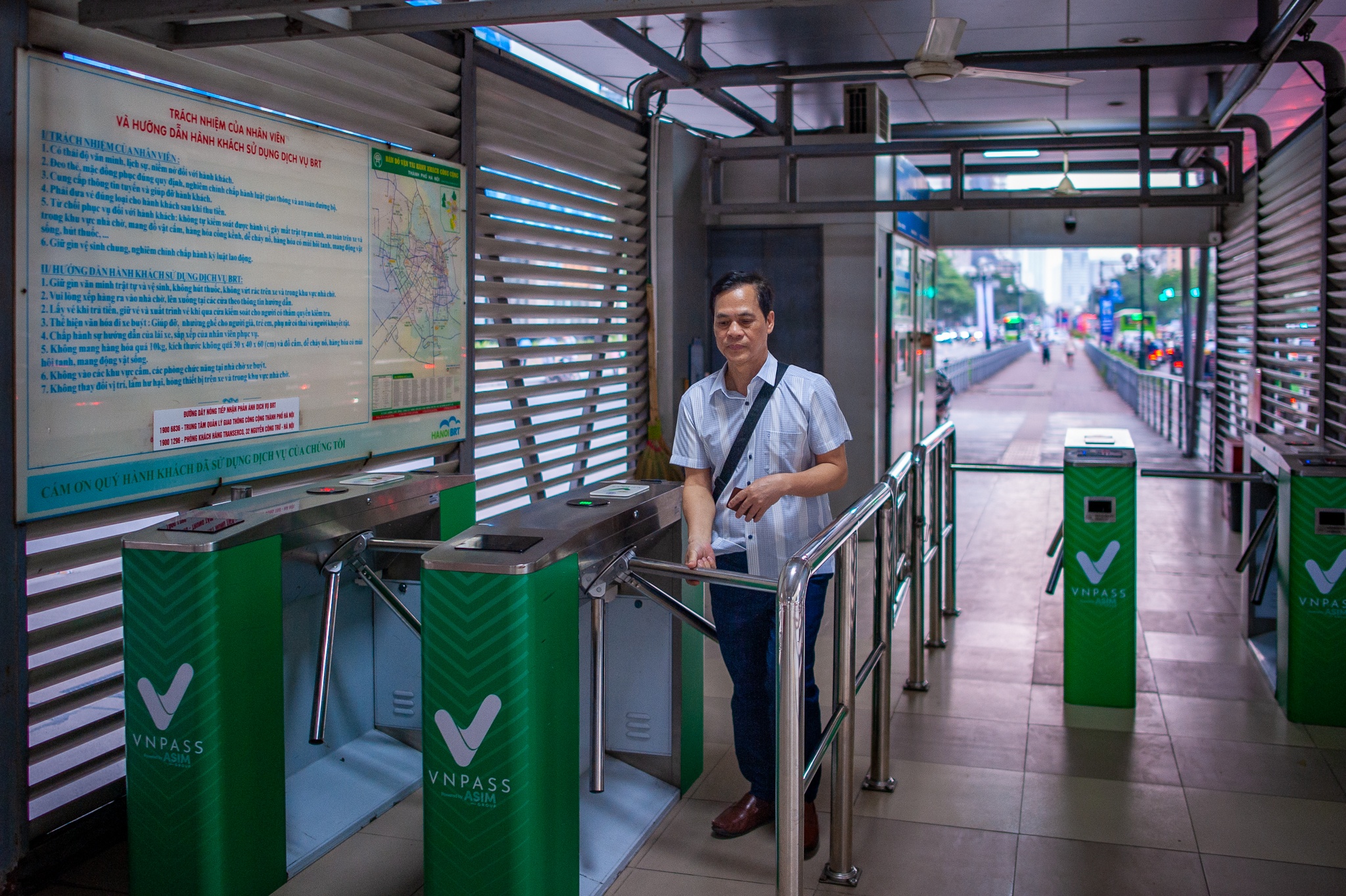 buyt nhanh BRT anh 15