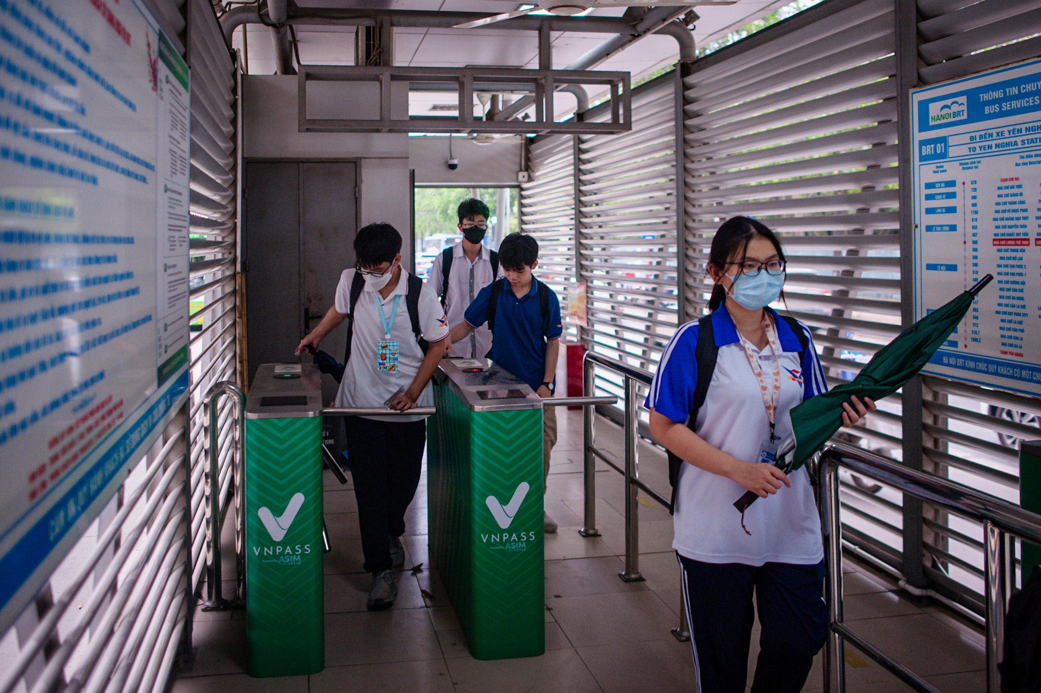 buyt nhanh BRT anh 16