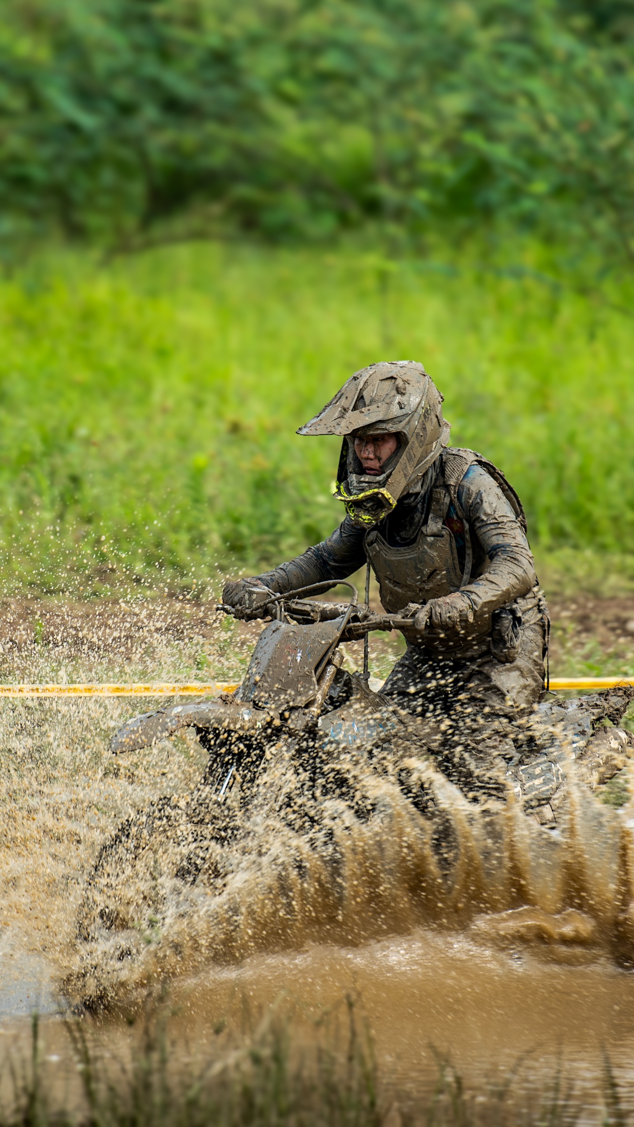 dua xe enduro anh 40