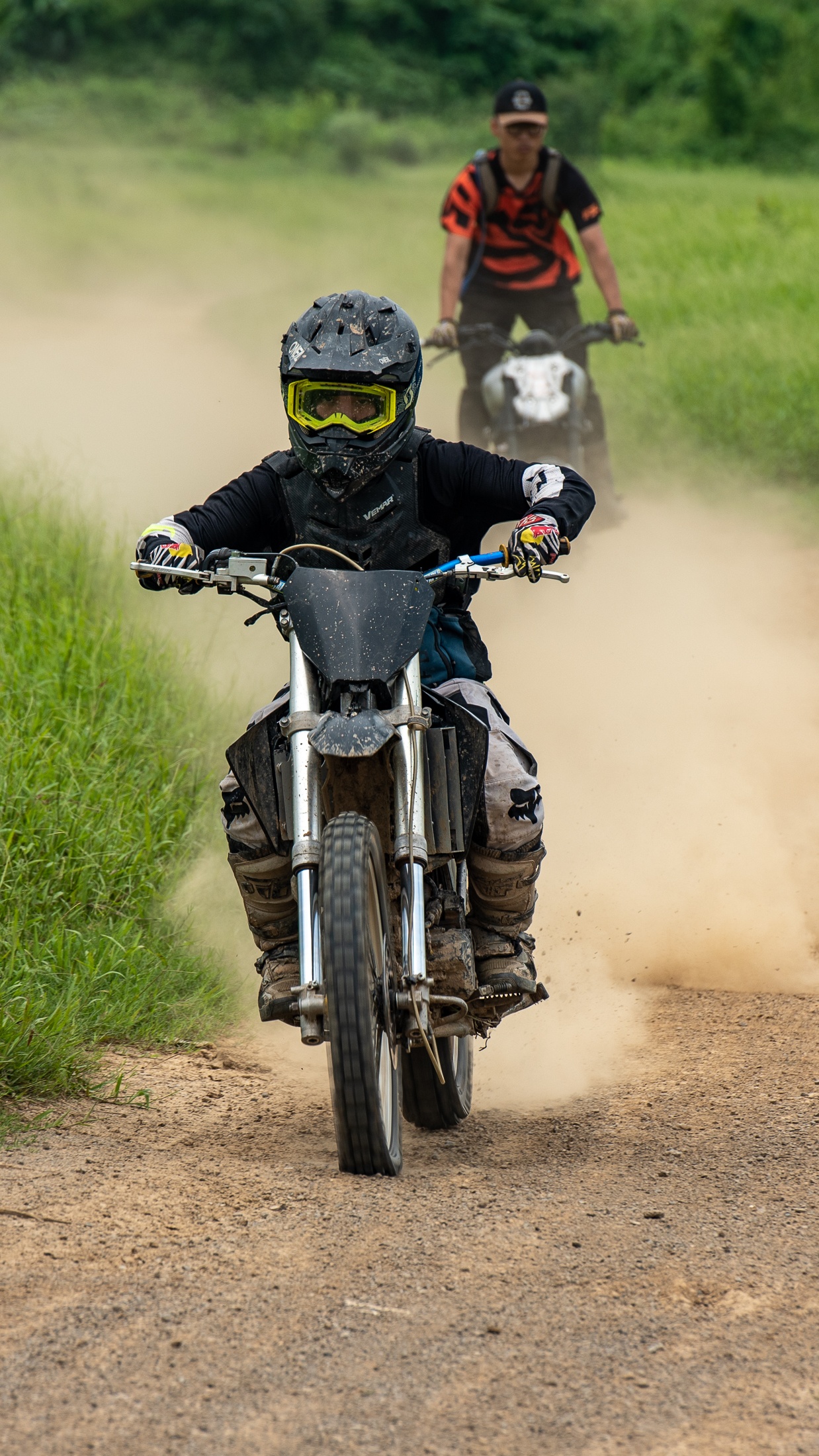 dua xe enduro anh 10