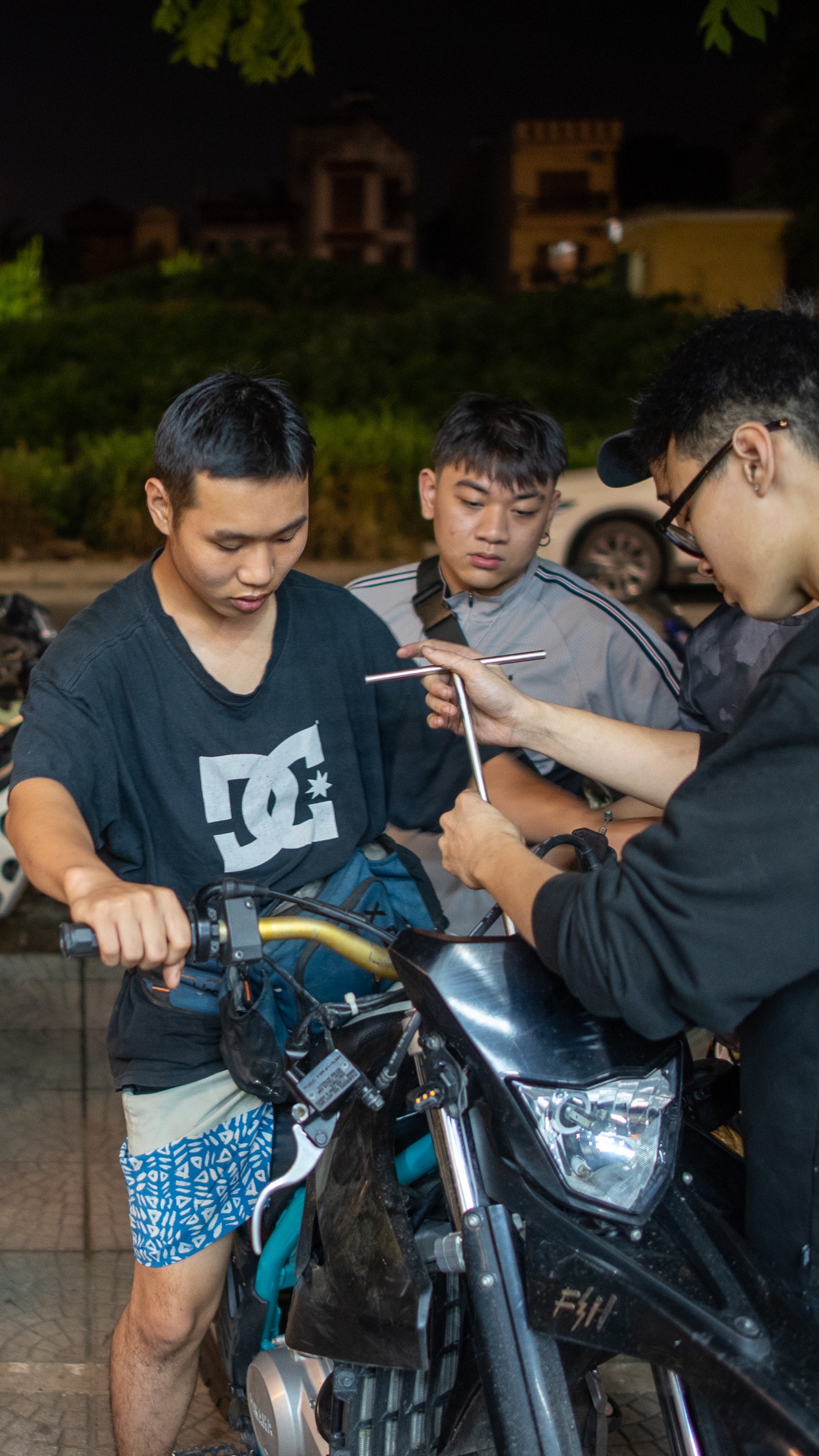 dua xe enduro anh 18