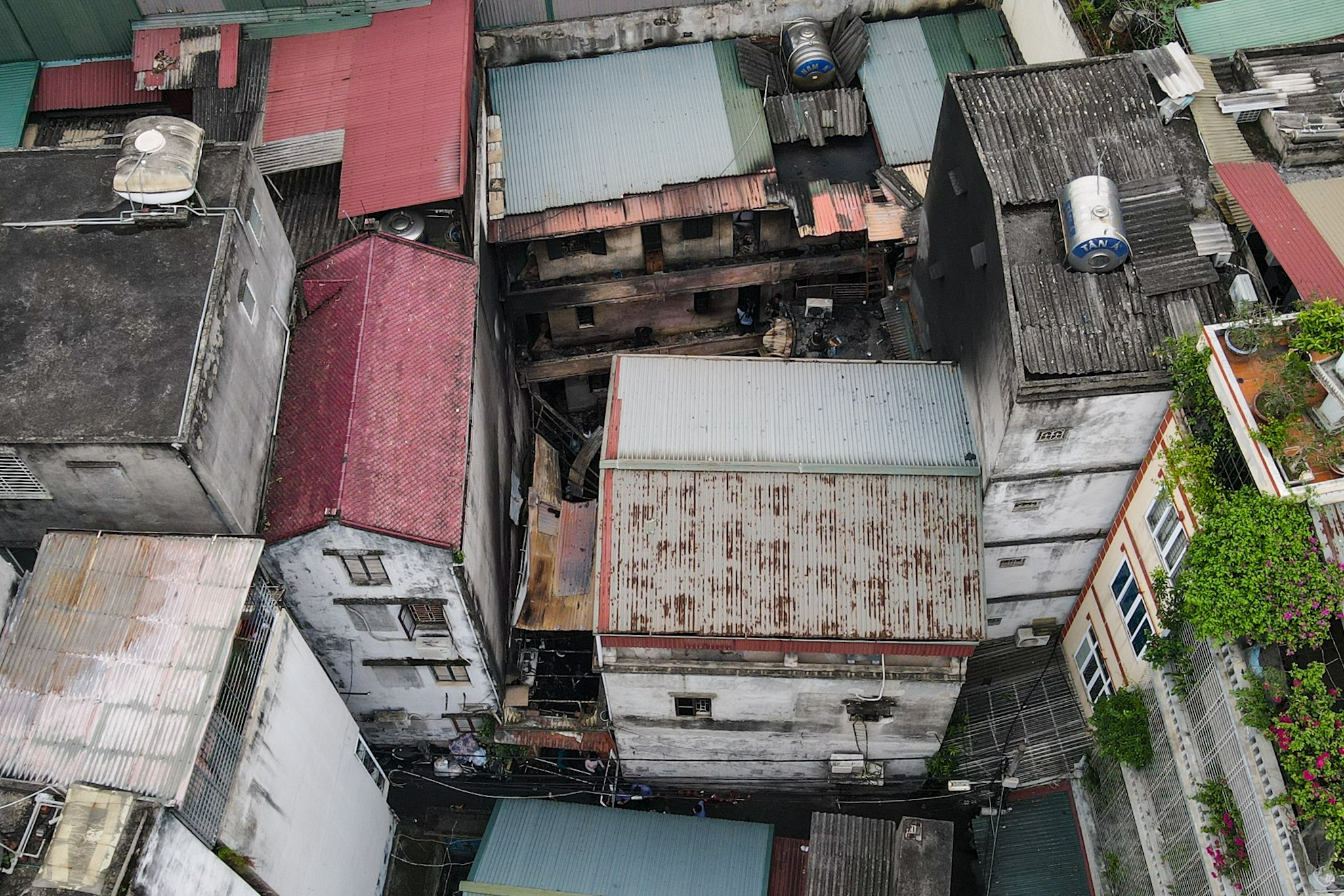 chay trung kinh anh 2