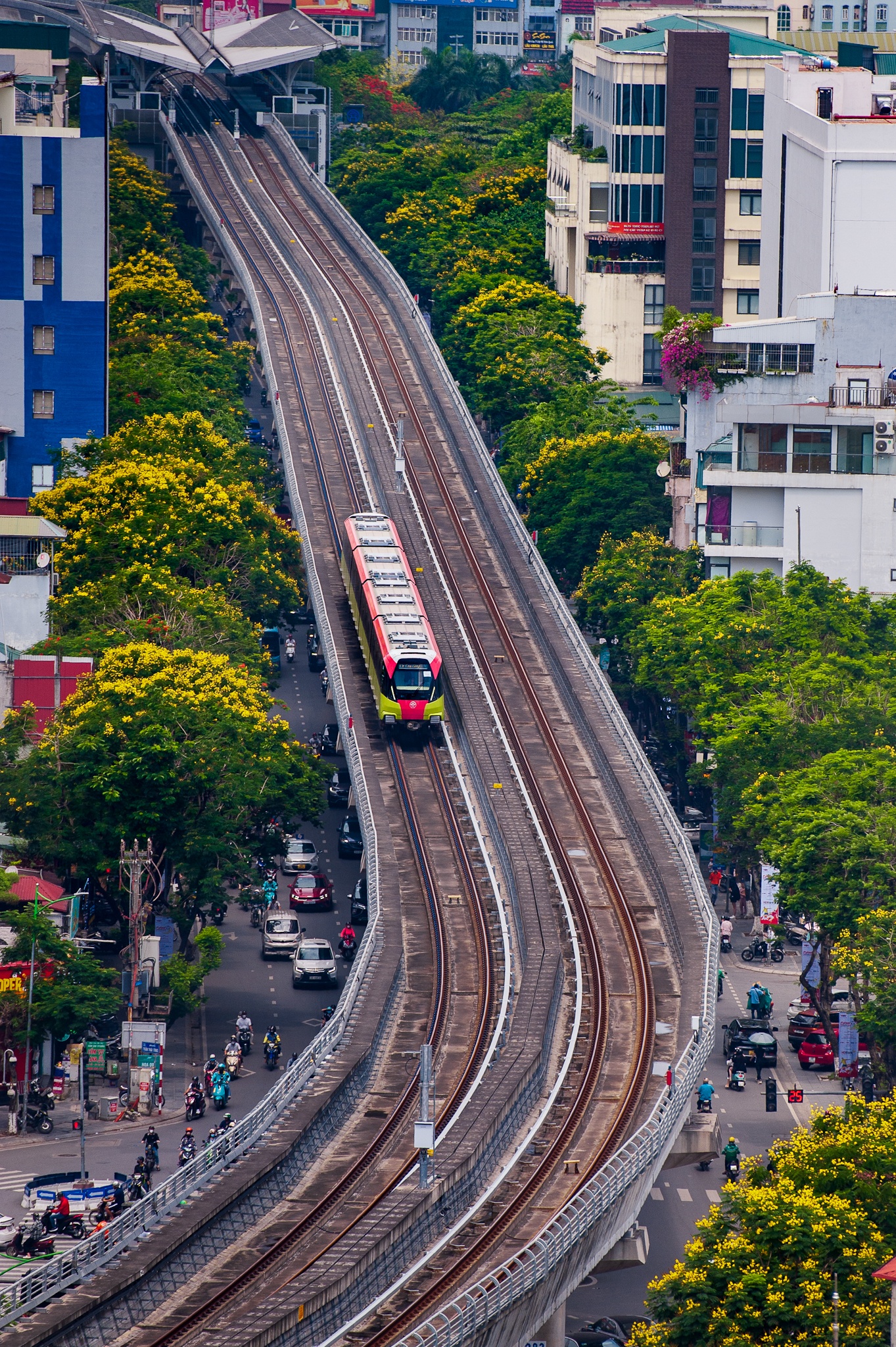 Metro Nhon ga Ha Noi anh 16