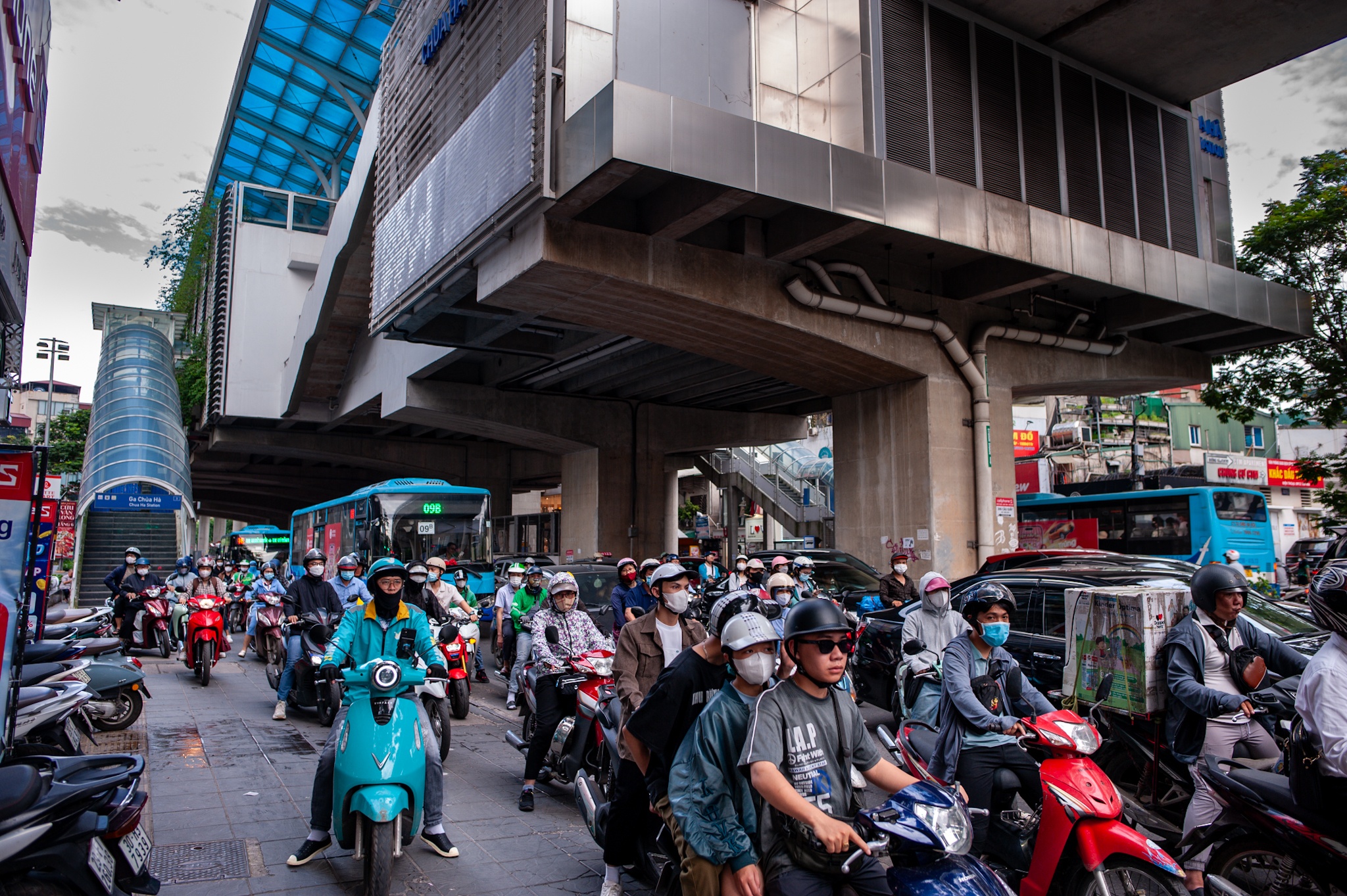 Metro Nhon ga Ha Noi anh 8