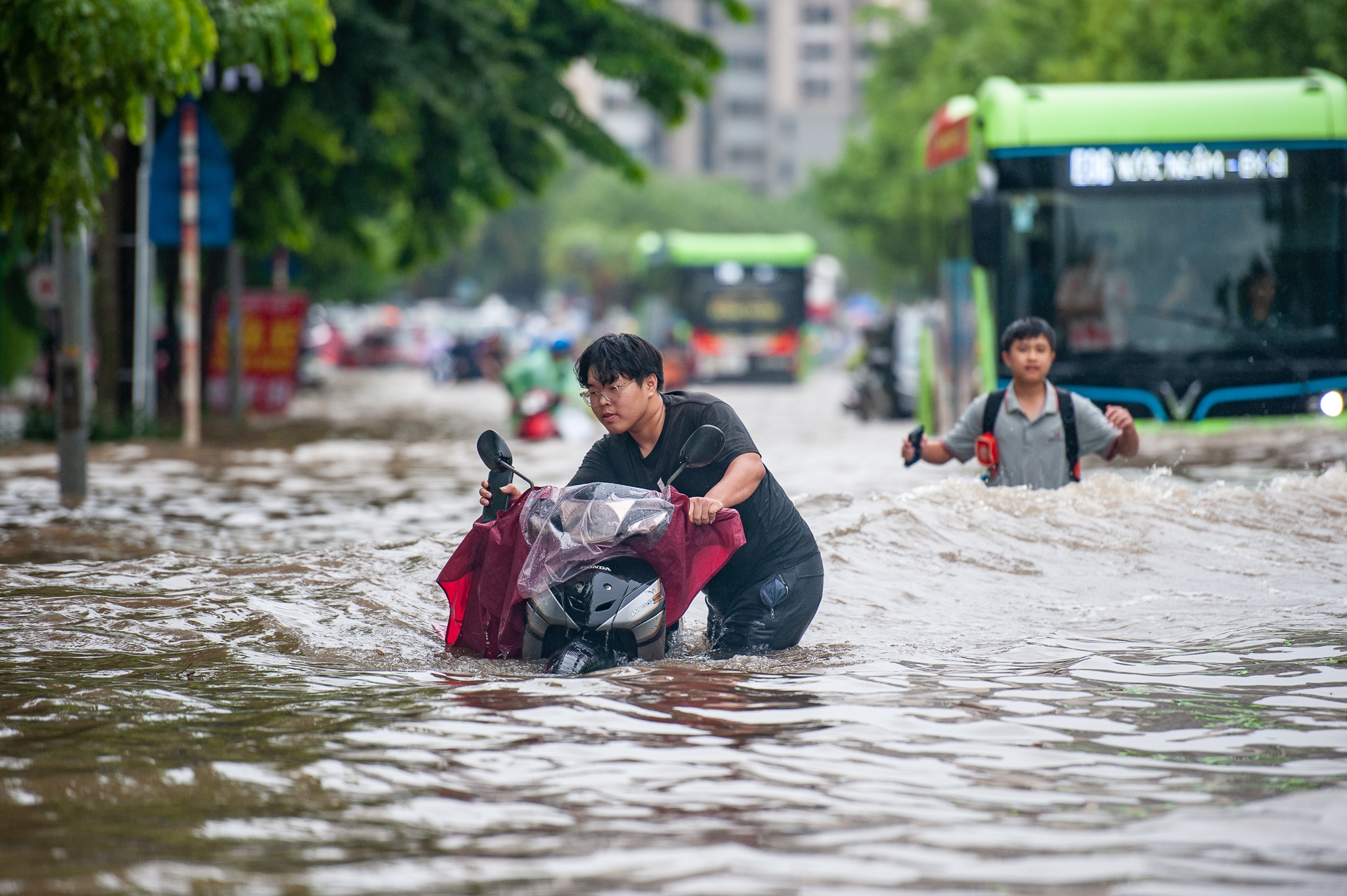 Ngap lut o Ha Noi anh 3