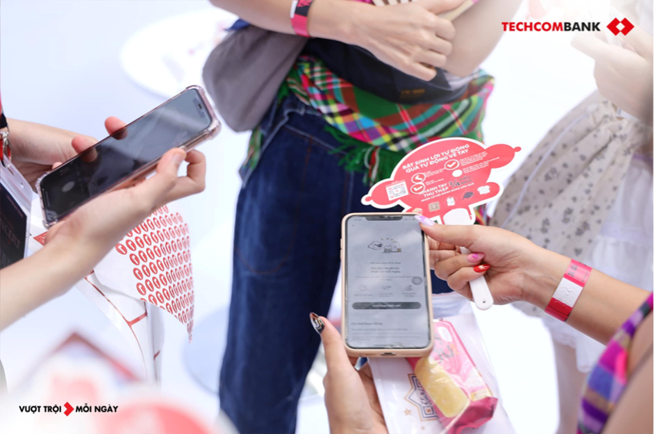 tai khoan Techcombank,  concert ATVNCG,  gai con anh 3