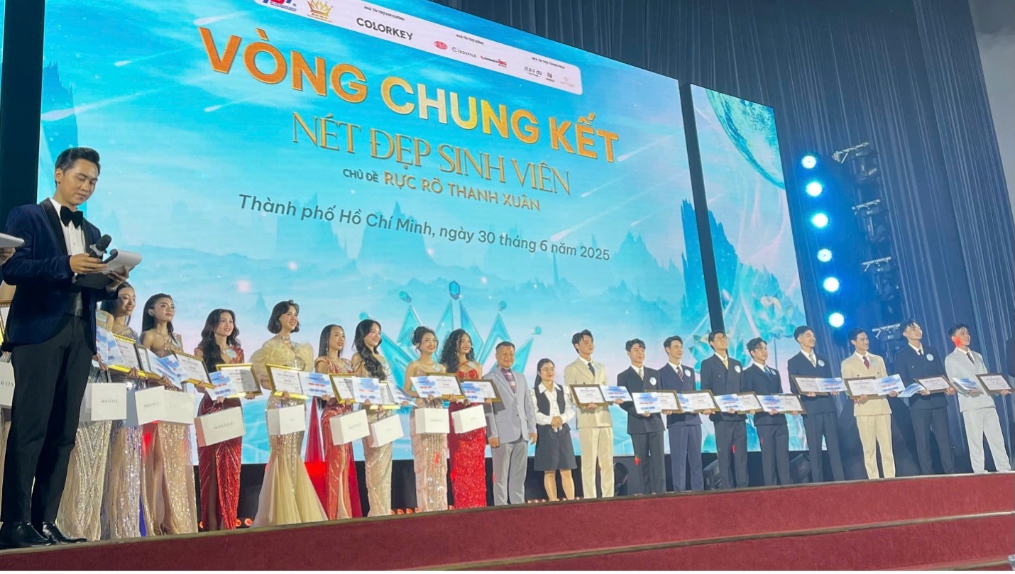 Hanmaeum BBQ,  am thuc Han Quoc,  net dep sinh vien anh 2