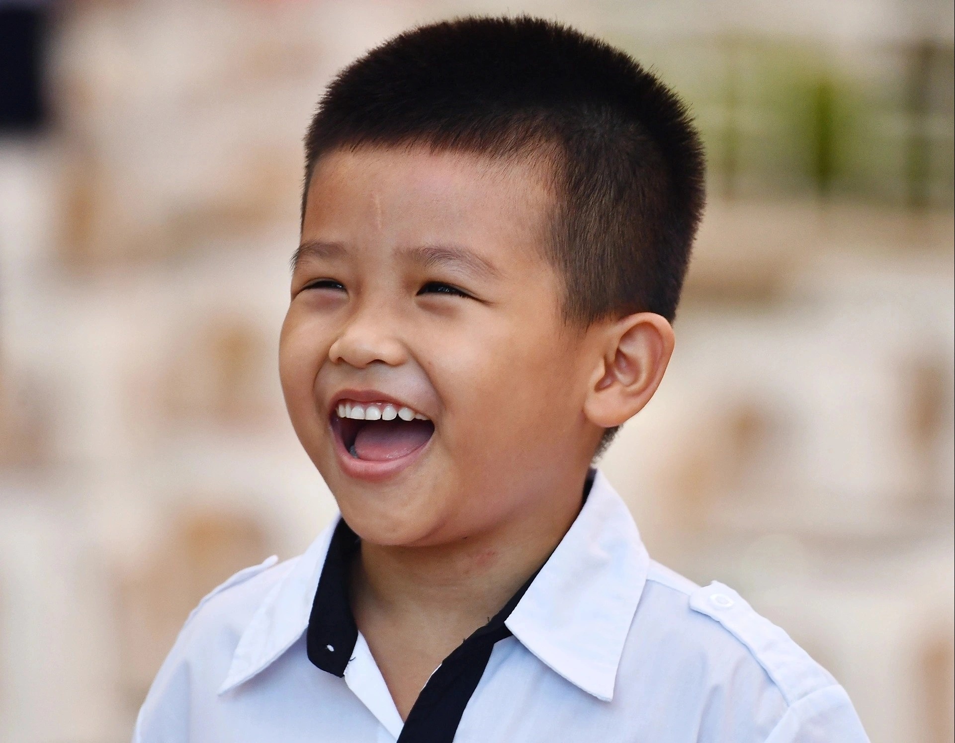 Nhieu truong hoc TP.HCM lui gio vao hoc hinh anh