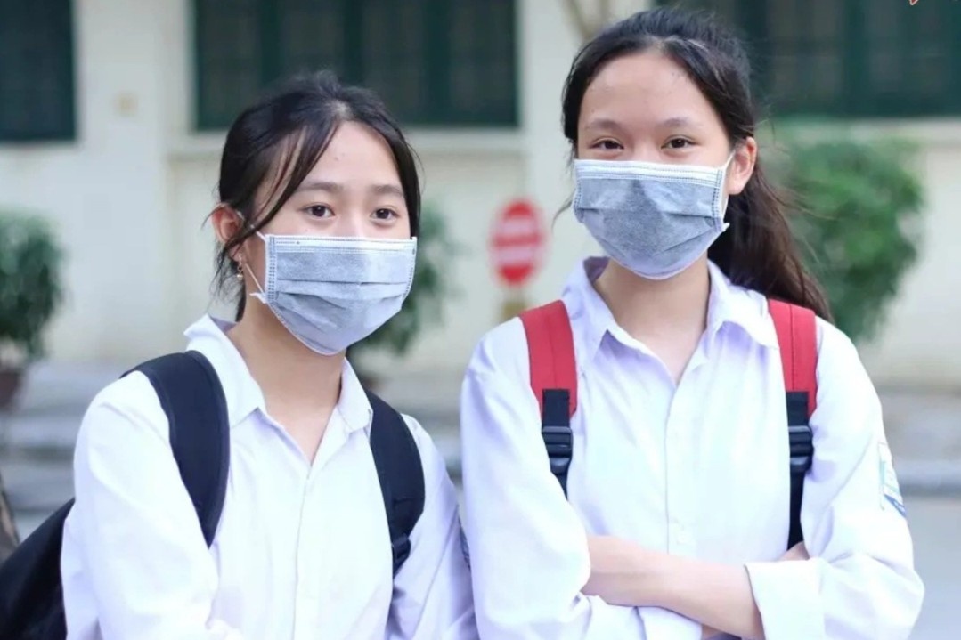 De thi vao lop 10 chuyen Anh truong chuyen Ngoai ngu 2022 ra sao? hinh anh