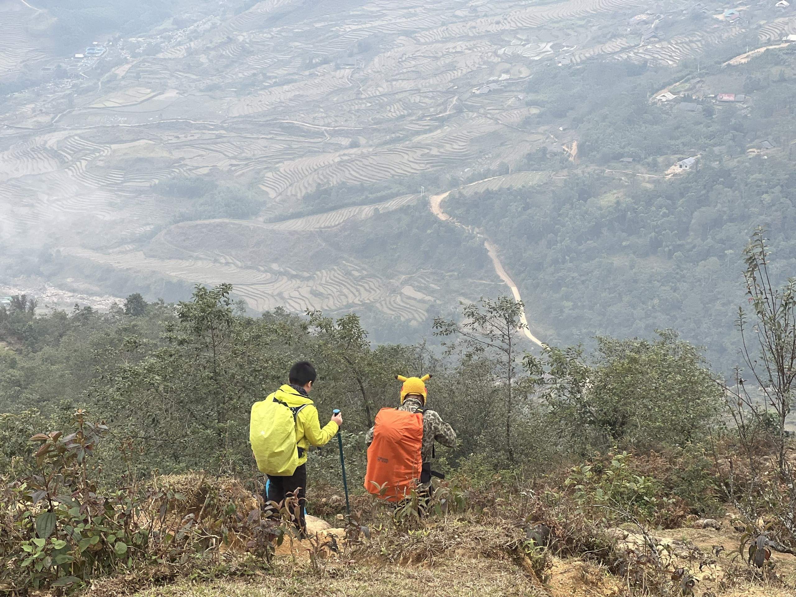 Cho con trekking anh 5