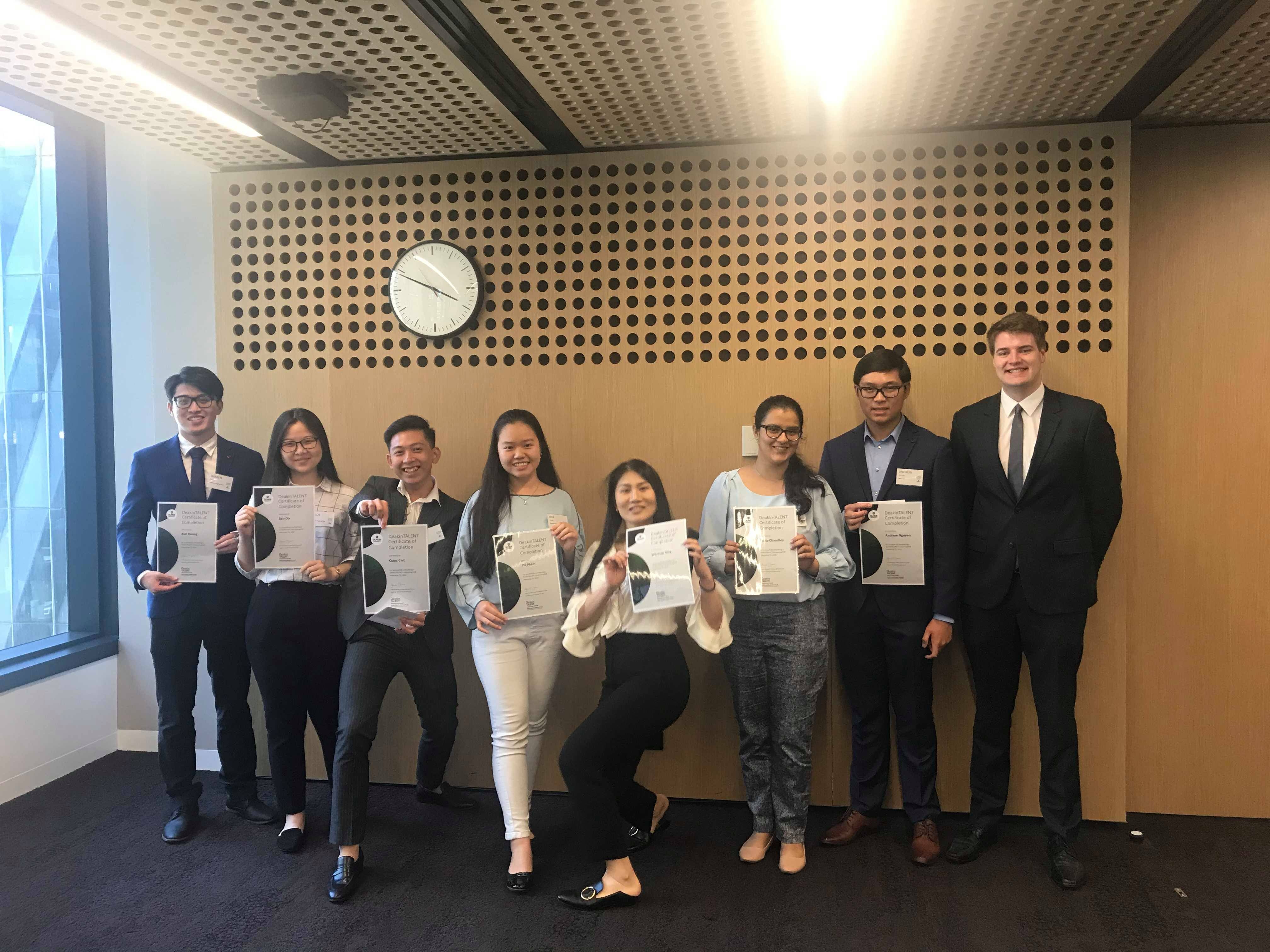 du học sinh Việt đủ tiền hỗ trợ bố mẹ mua nhà ảnh 9 du hoc sinh Viet du tien ho tro bo me mua nha anh 9