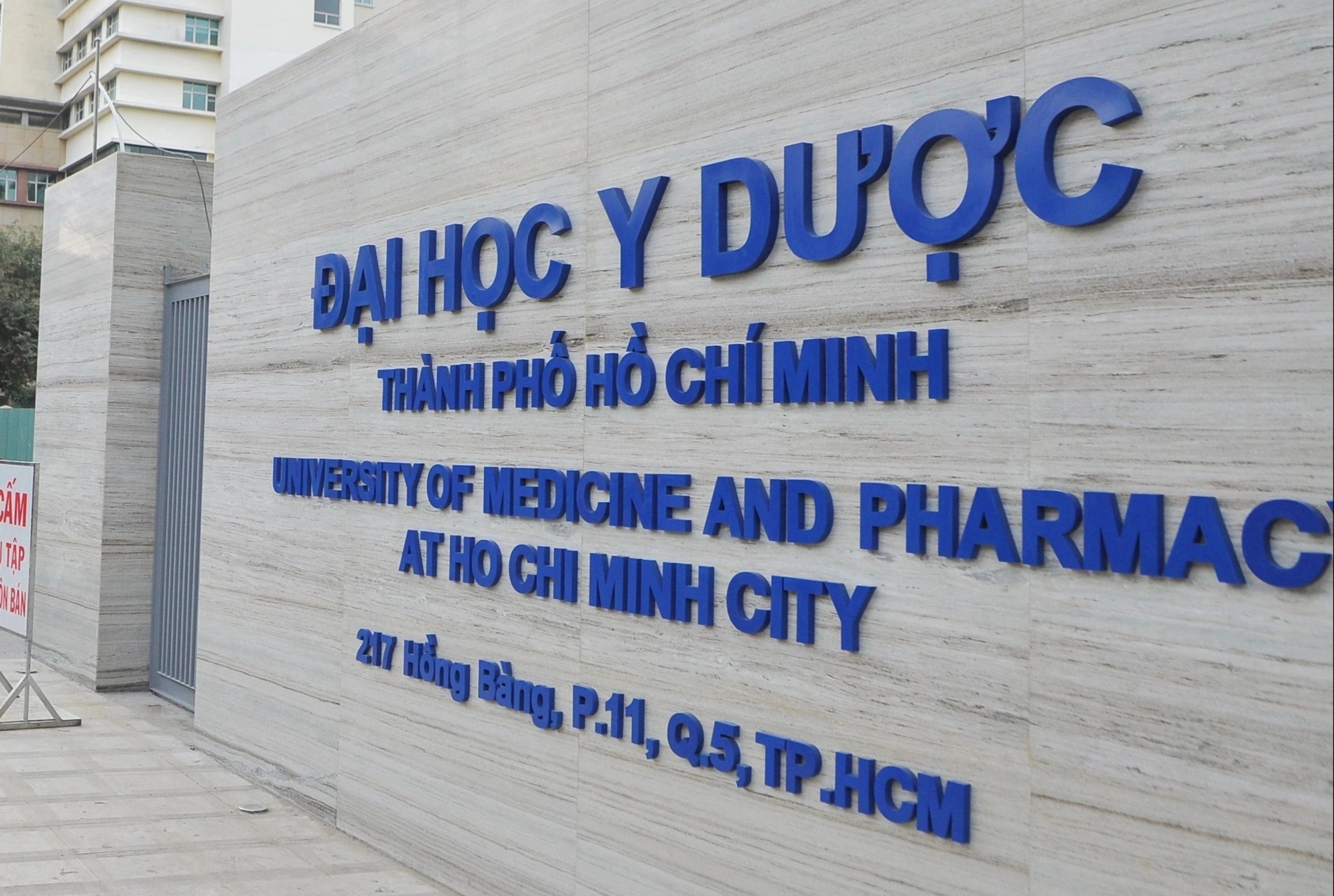 Hoc phi cao nhat tai DH Y Duoc TP.HCM len den 77 trieu dong/nam hinh anh