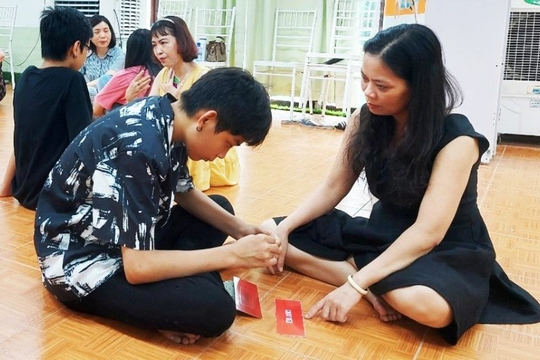 Phu huynh di hoc lam cha me hinh anh