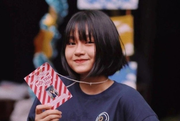 Nu sinh dat 8.5 IELTS sau 3 thang on cap toc hinh anh