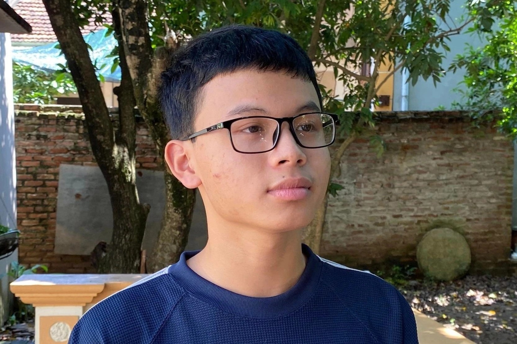 Thu khoa dat diem tuyet doi 3 mon khong su dung dien thoai ca nhan hinh anh