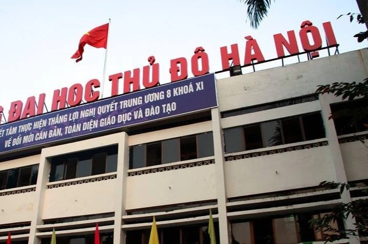 Xac minh vu 2 giang vien bi to quay roi tinh duc nu sinh hinh anh