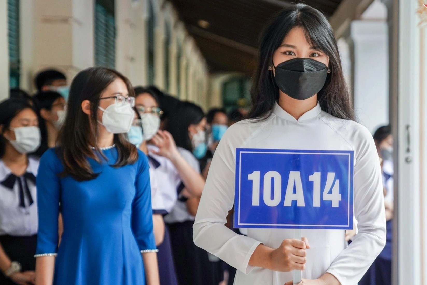 Hon 7.000 hoc sinh TP.HCM chua co sach giao khoa hinh anh