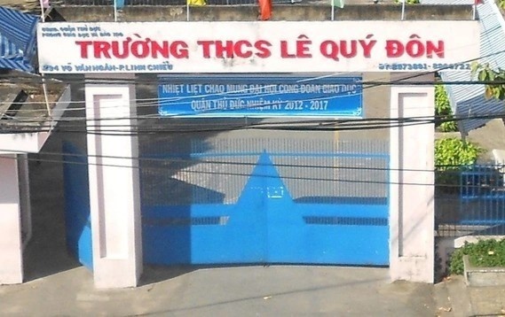 Truong o TP.HCM khong thu quy, phu huynh muon tai tro phai xin phong hinh anh