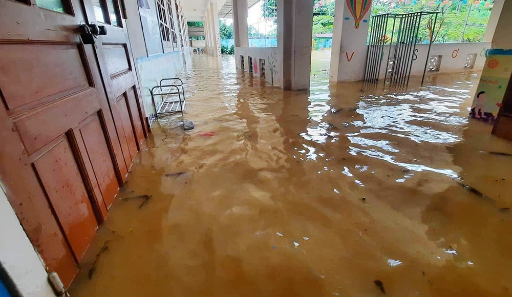 nghỉ học tránh bão ảnh 1 nghi hoc tranh bao anh 1