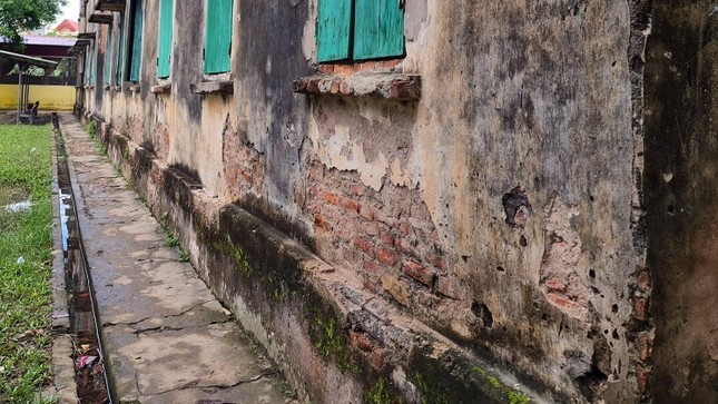 truong hoc xuong cap anh 8