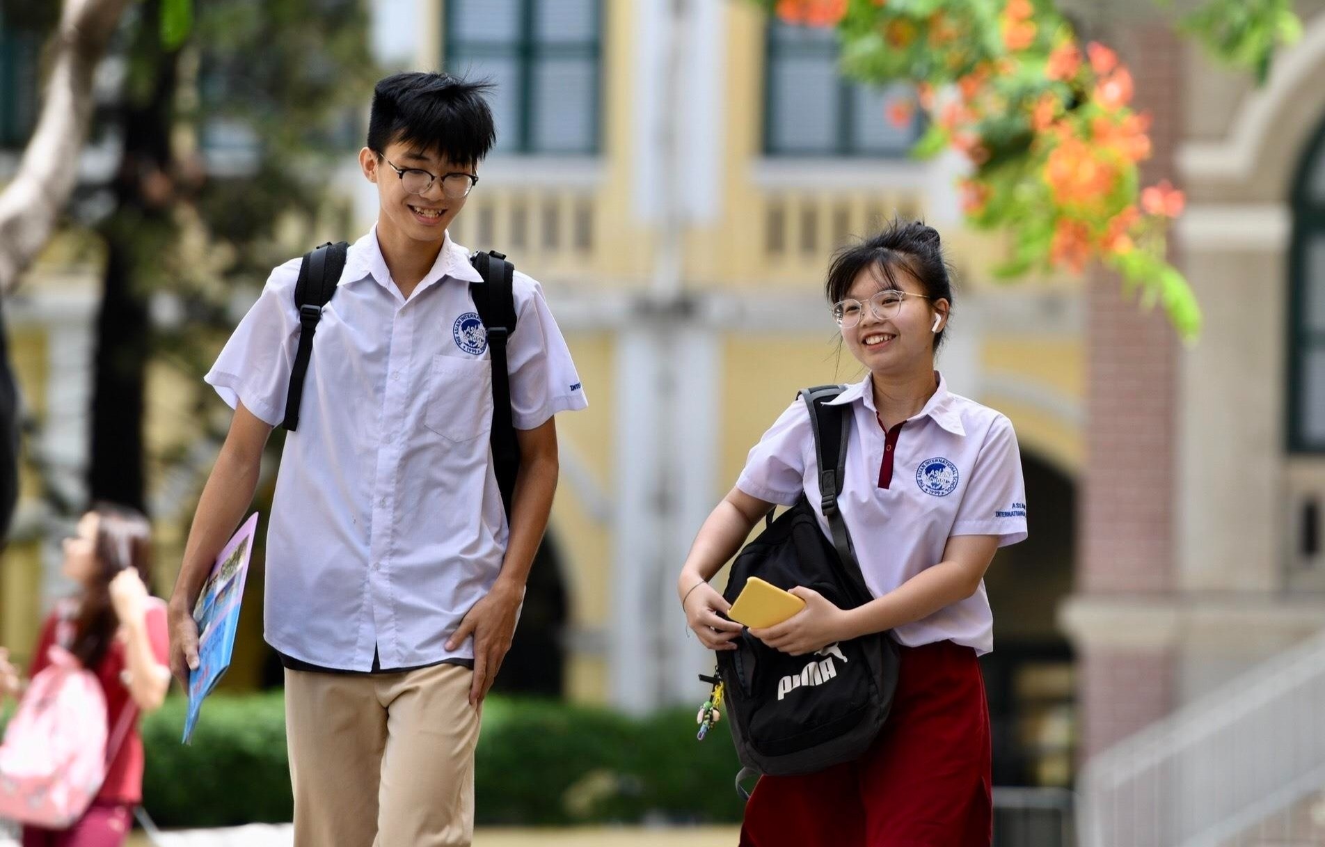 tuyen sinh lop 10 anh 1