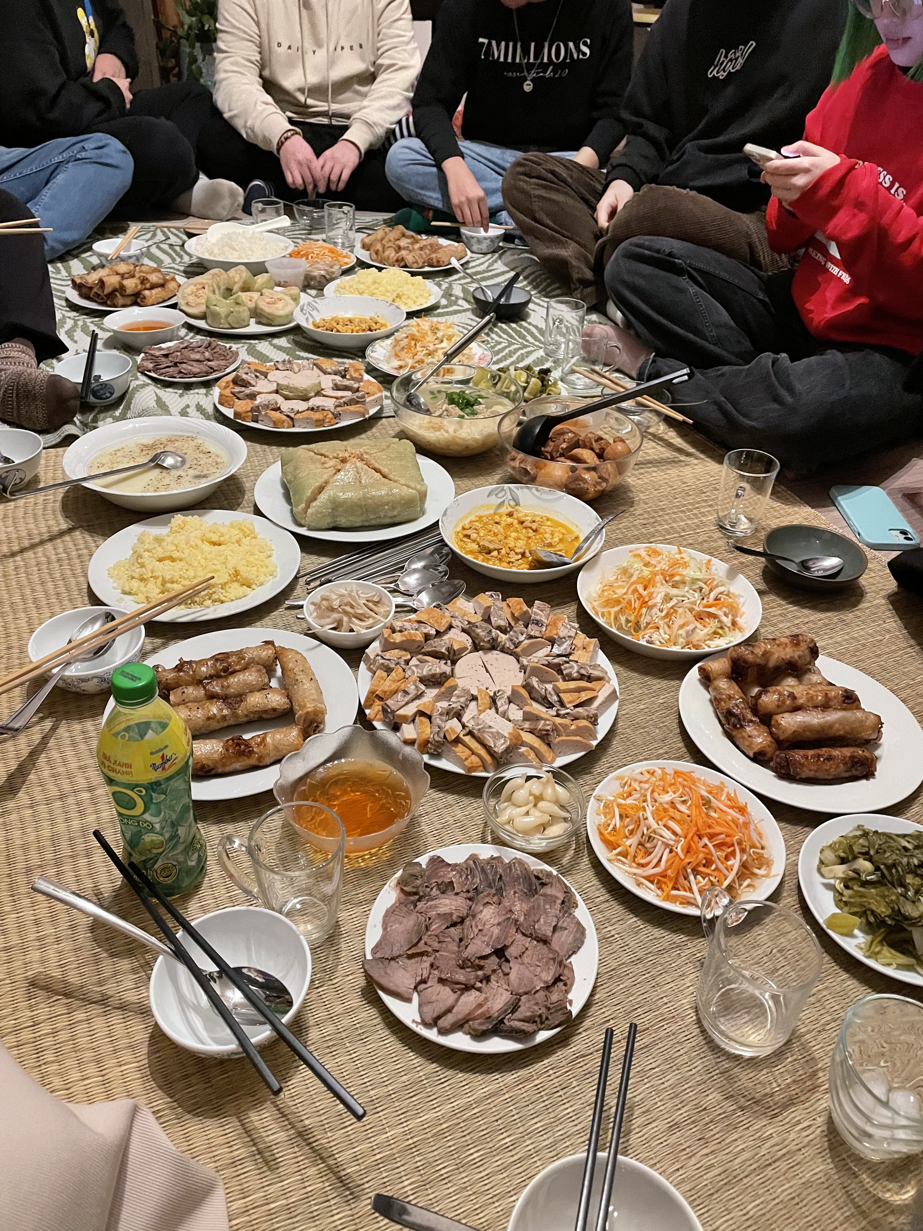 Tet du hoc sinh anh 1