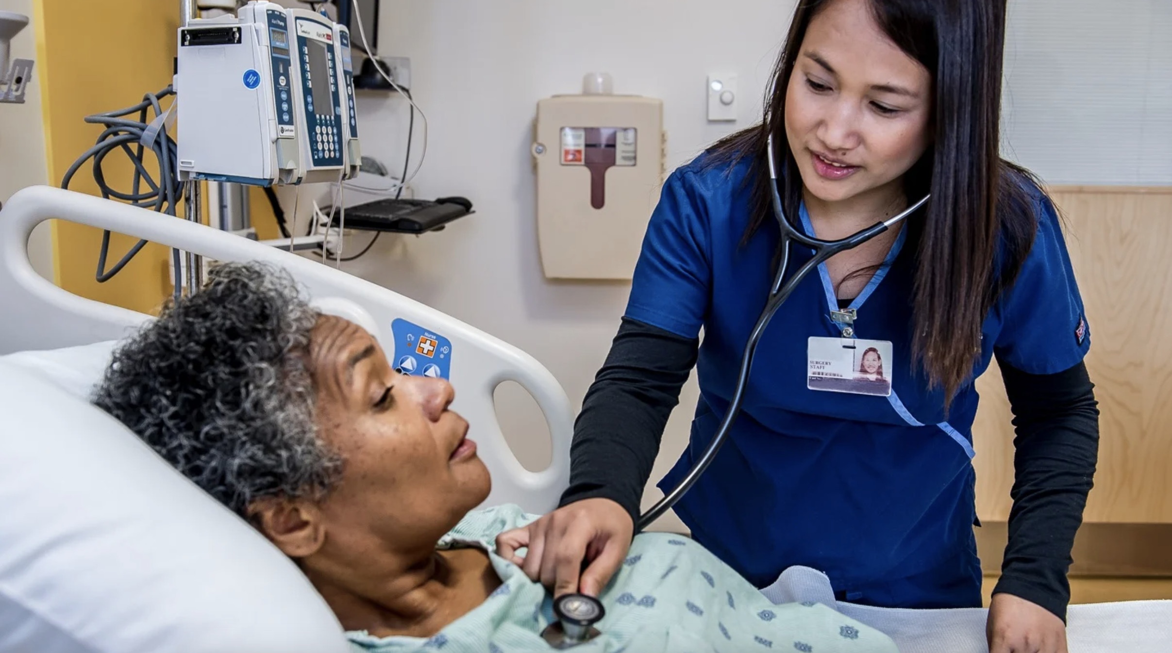 3 truong dieu duong ban 7.600 bang gia, thu loi hon 100 trieu USD hinh anh