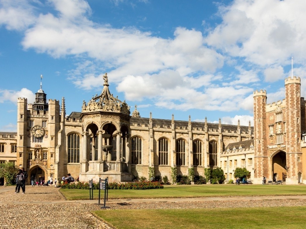 Sinh vien Cambridge chon khong an thit tai truong hinh anh