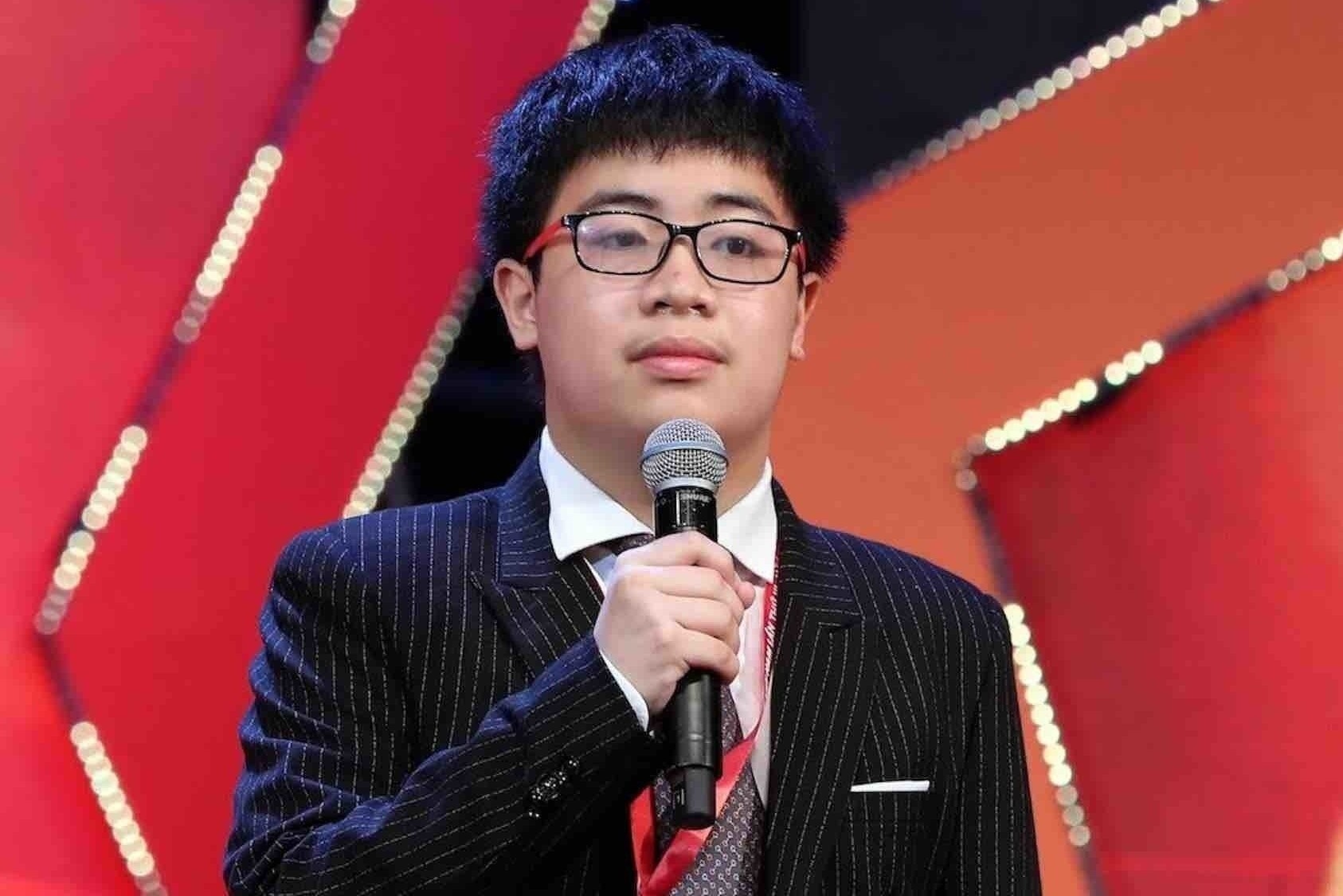 10 guong mat tre Viet Nam tieu bieu nam 2022 hinh anh