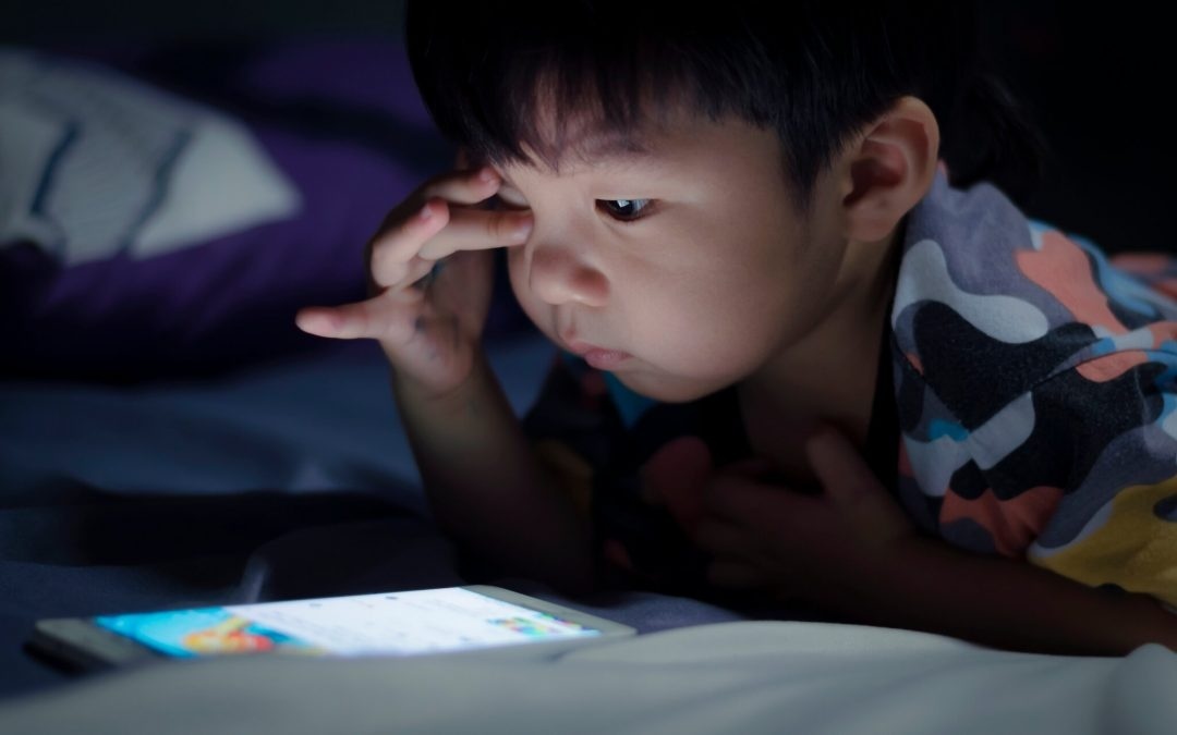 87% tre em Viet dung Internet hang ngay hinh anh