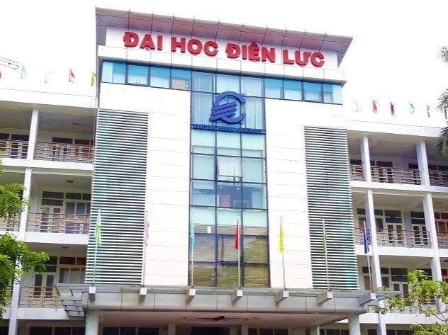 Sinh vien Ha Noi lo tot nghiep vi chung chi tieng Anh Aptis hinh anh