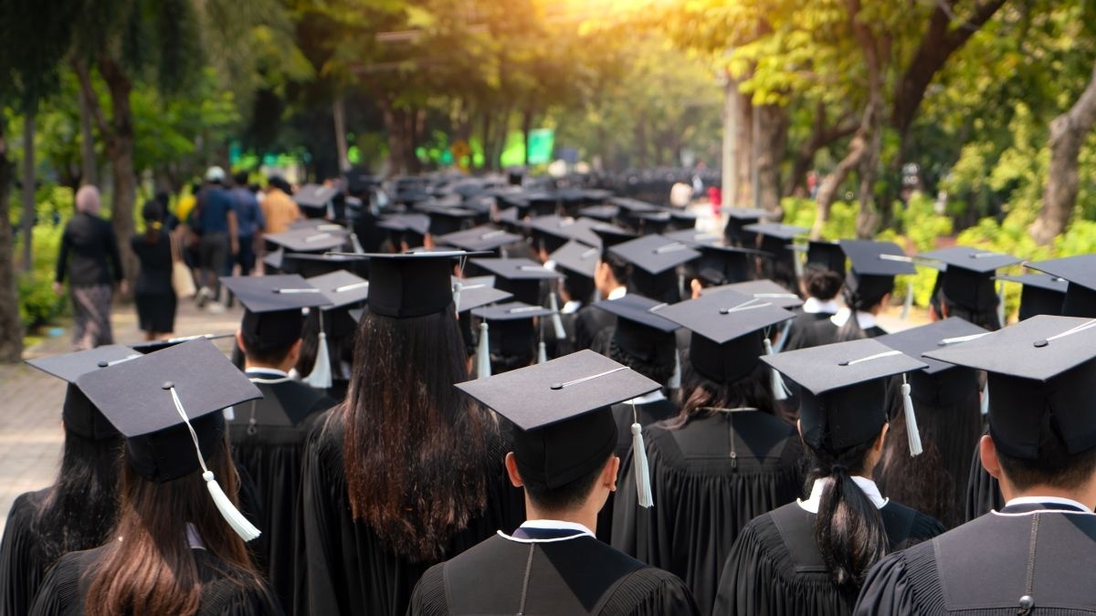 hoc phi dai hoc My anh 1